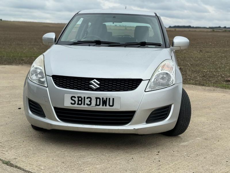 2013 Suzuki Swift image 11