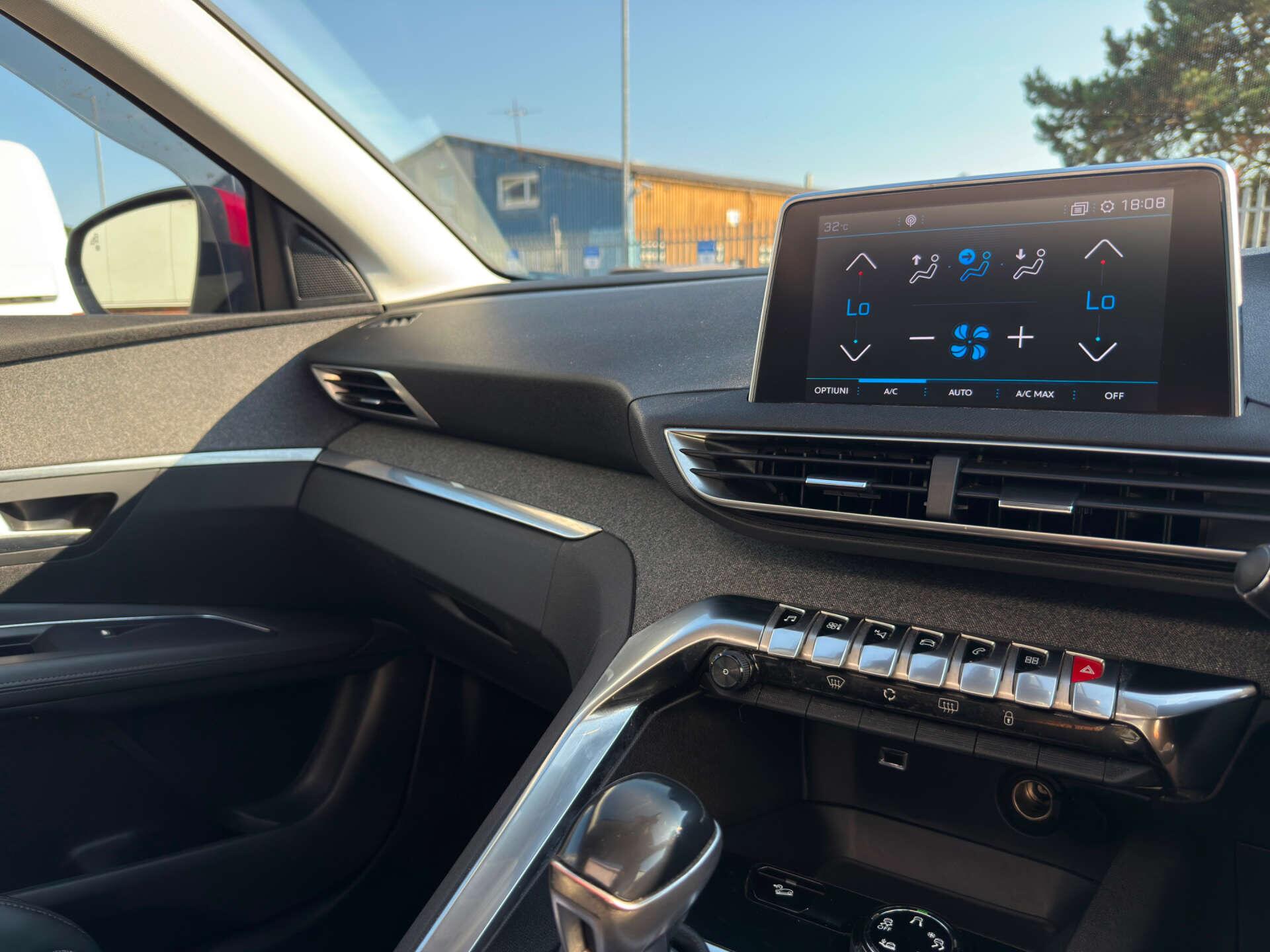 Peugeot 3008 view 52