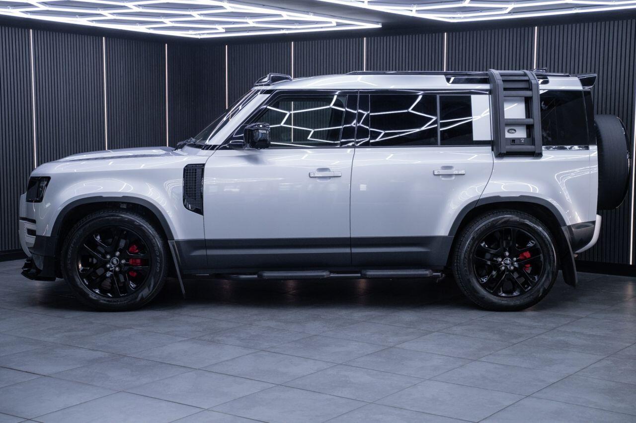 Land Rover Defender view 8