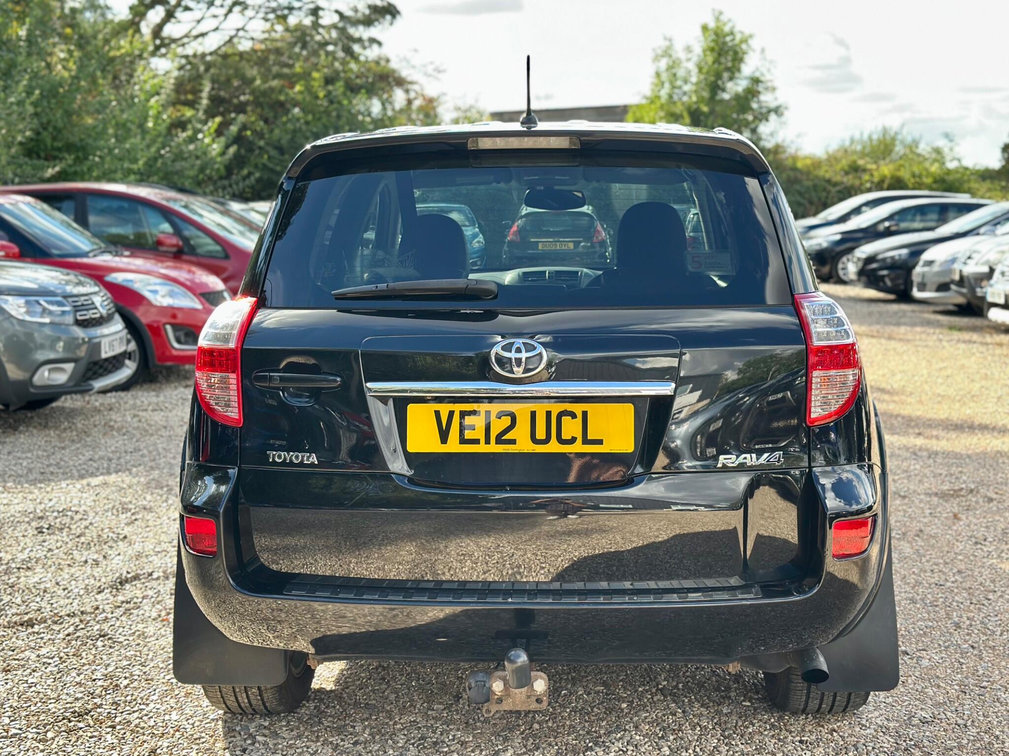 Toyota Rav4 view 15