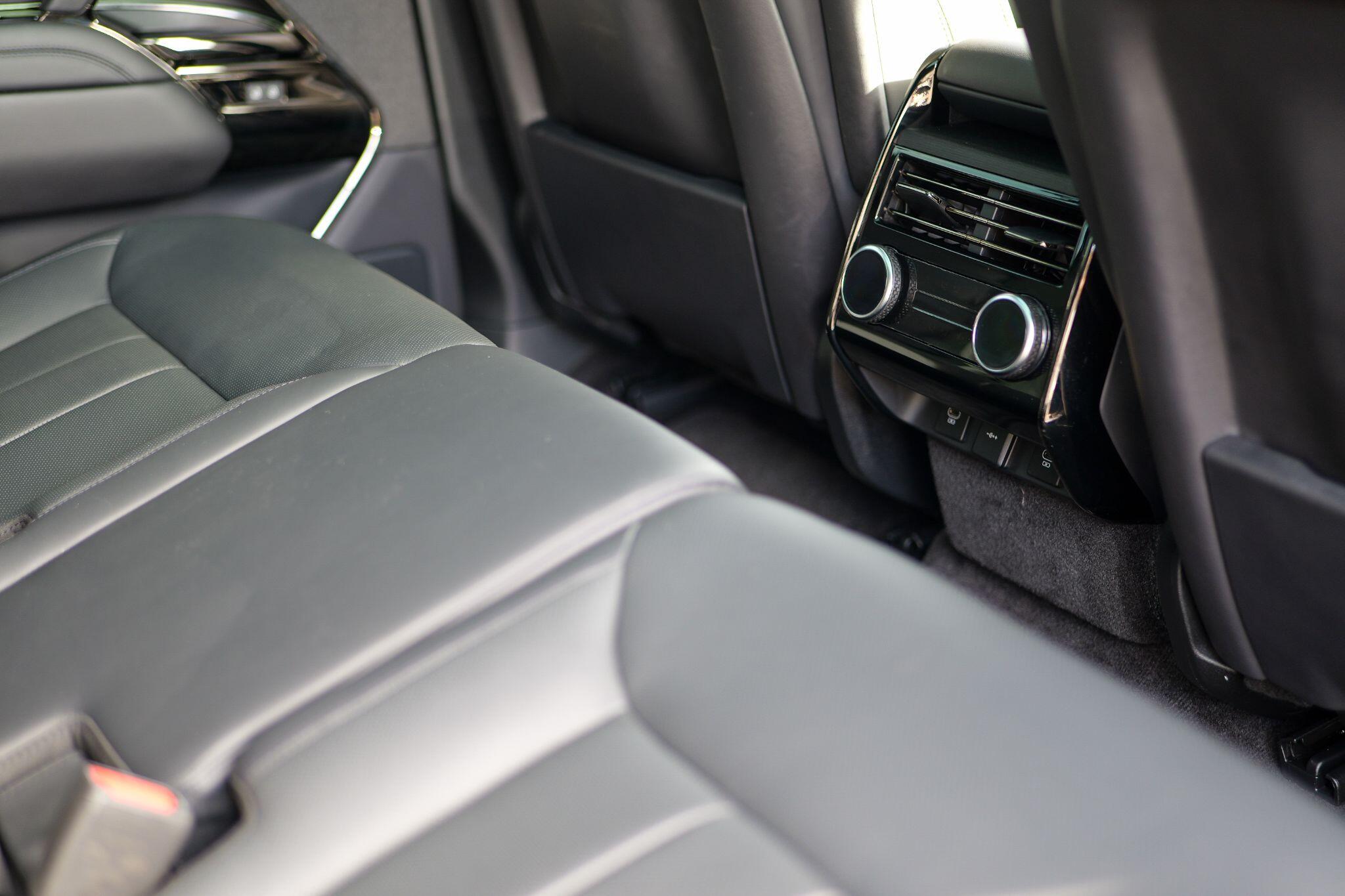 Land Rover Range Rover Sport view 27