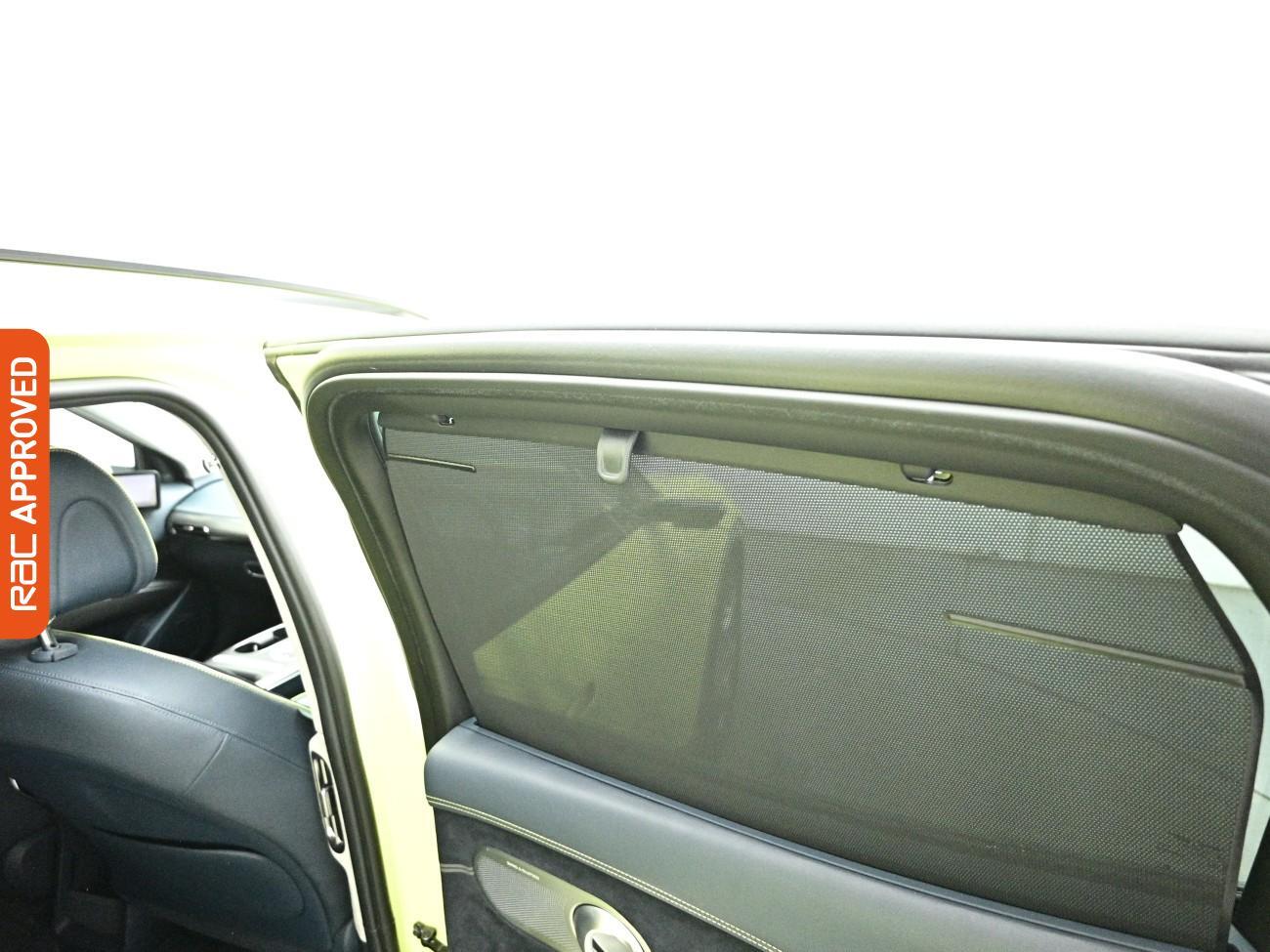 Genesis GV60 view 18