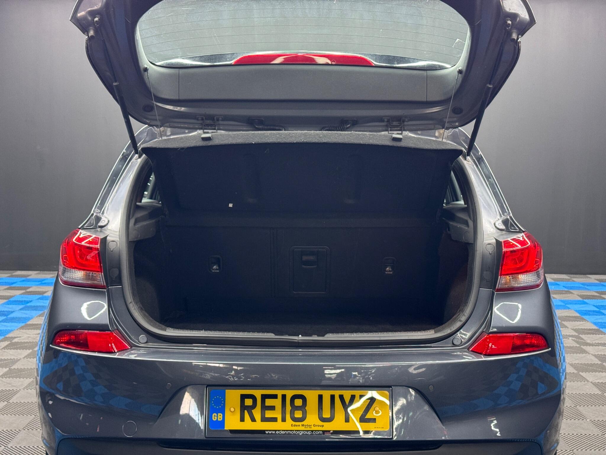 Hyundai i30 view 32