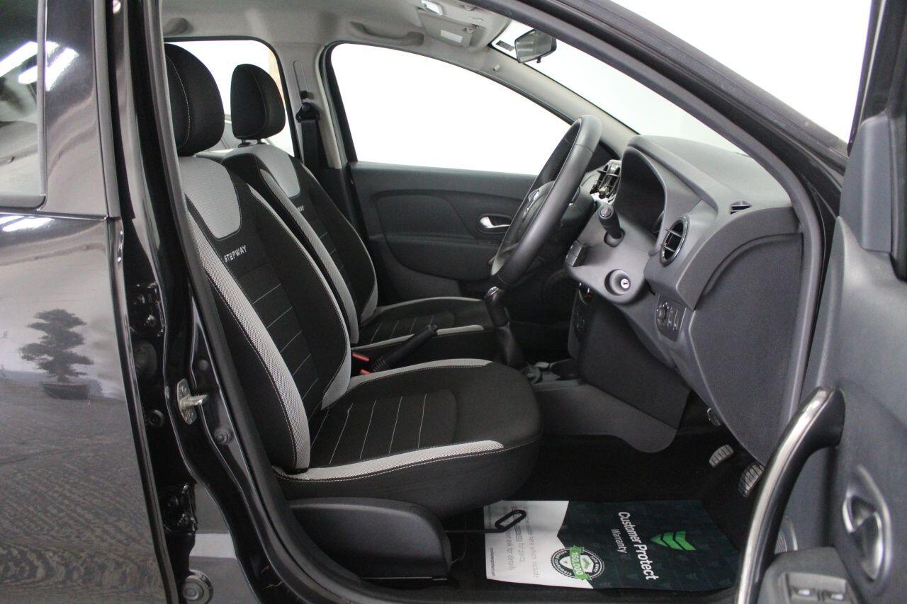 Dacia Sandero view 29