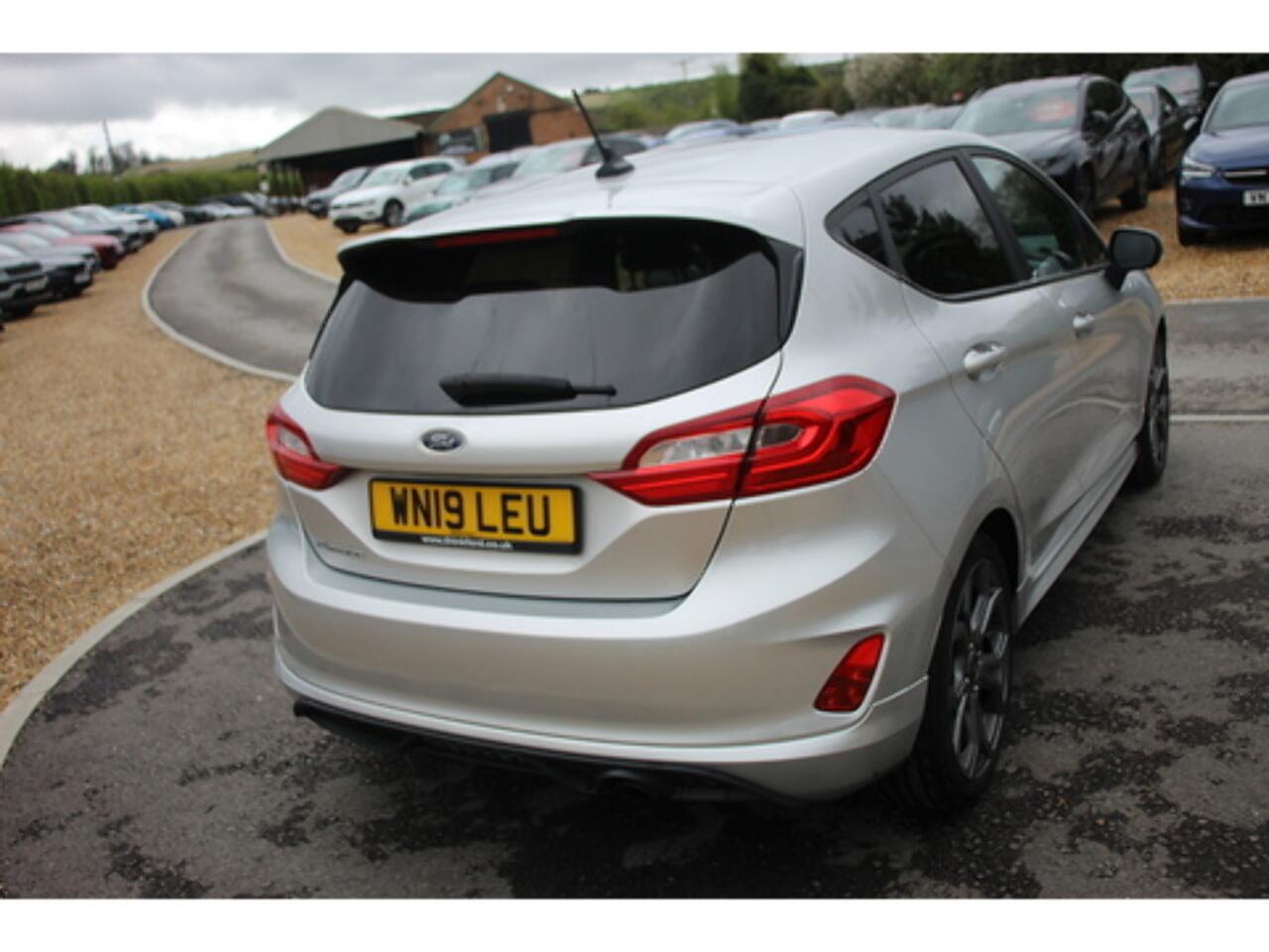 Ford Fiesta view 9
