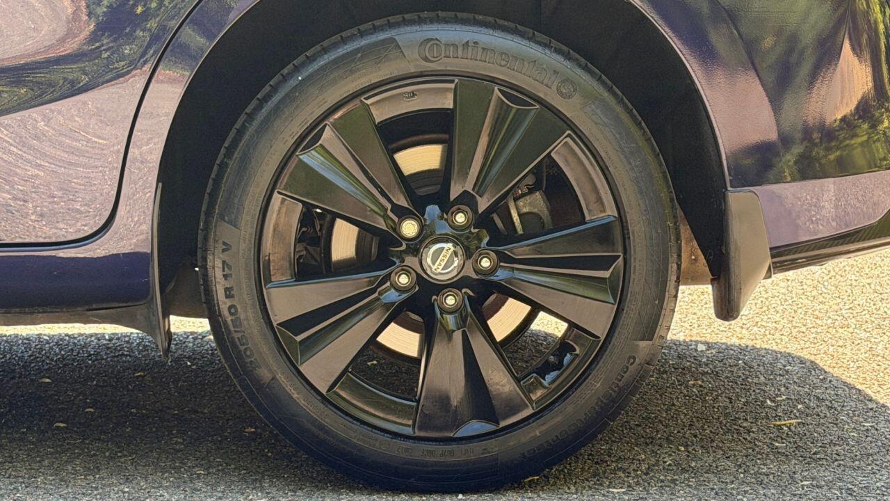 Nissan Pulsar view 37