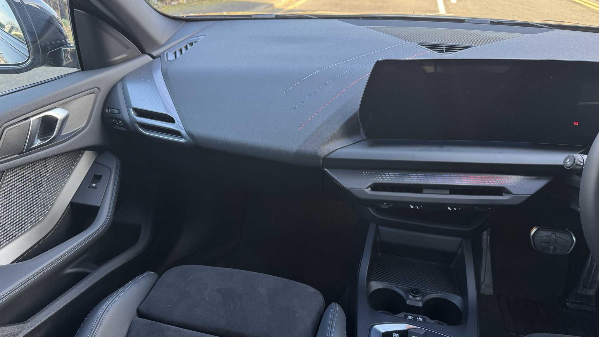BMW 2 Series view 7