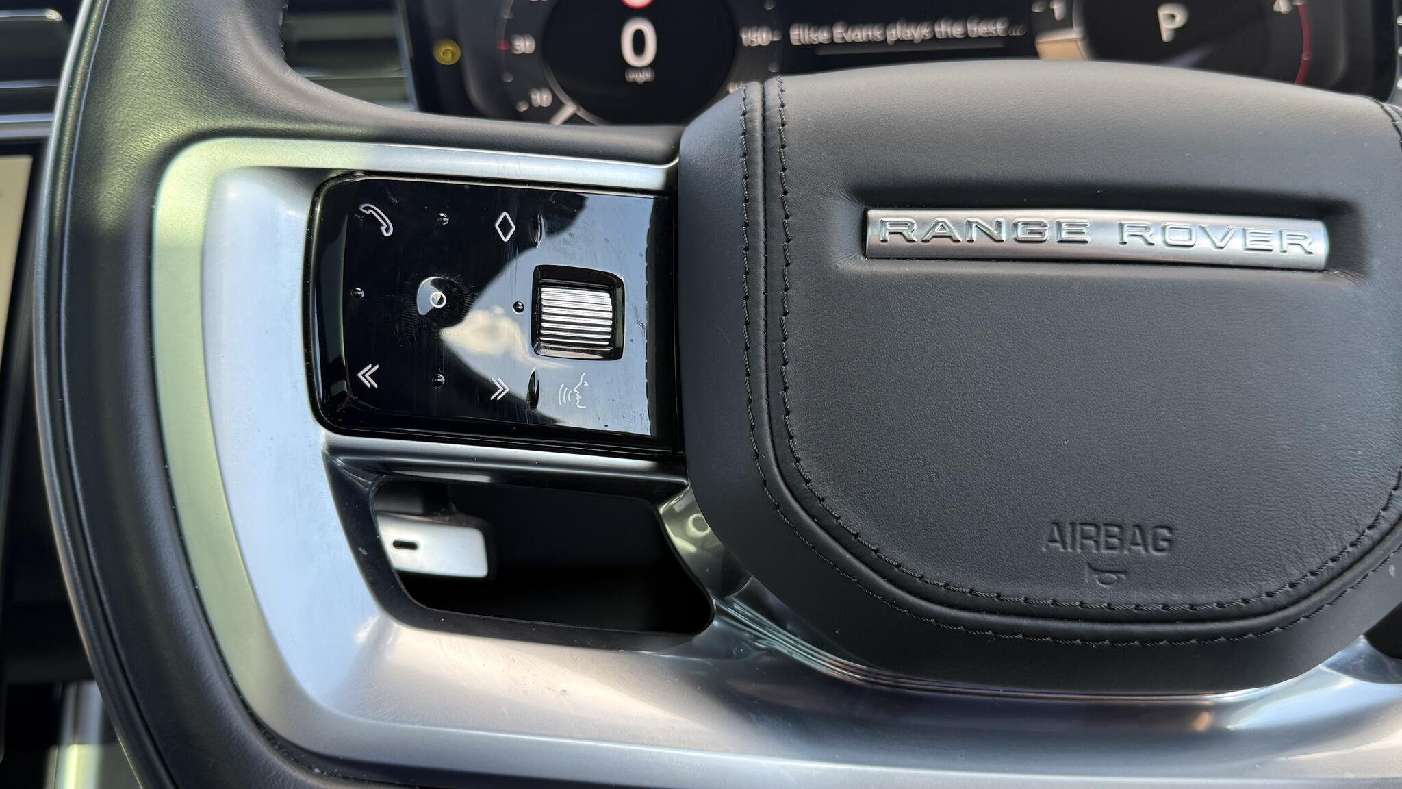 Land Rover Range Rover view 40