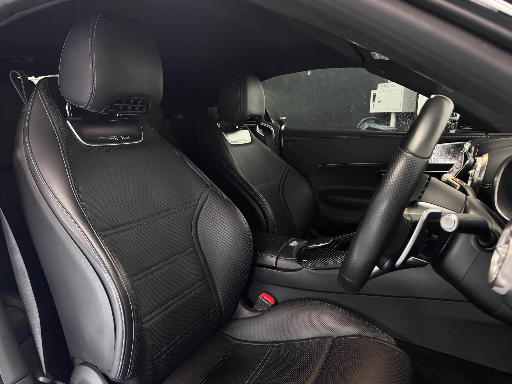 Mercedes-Benz SL view 26