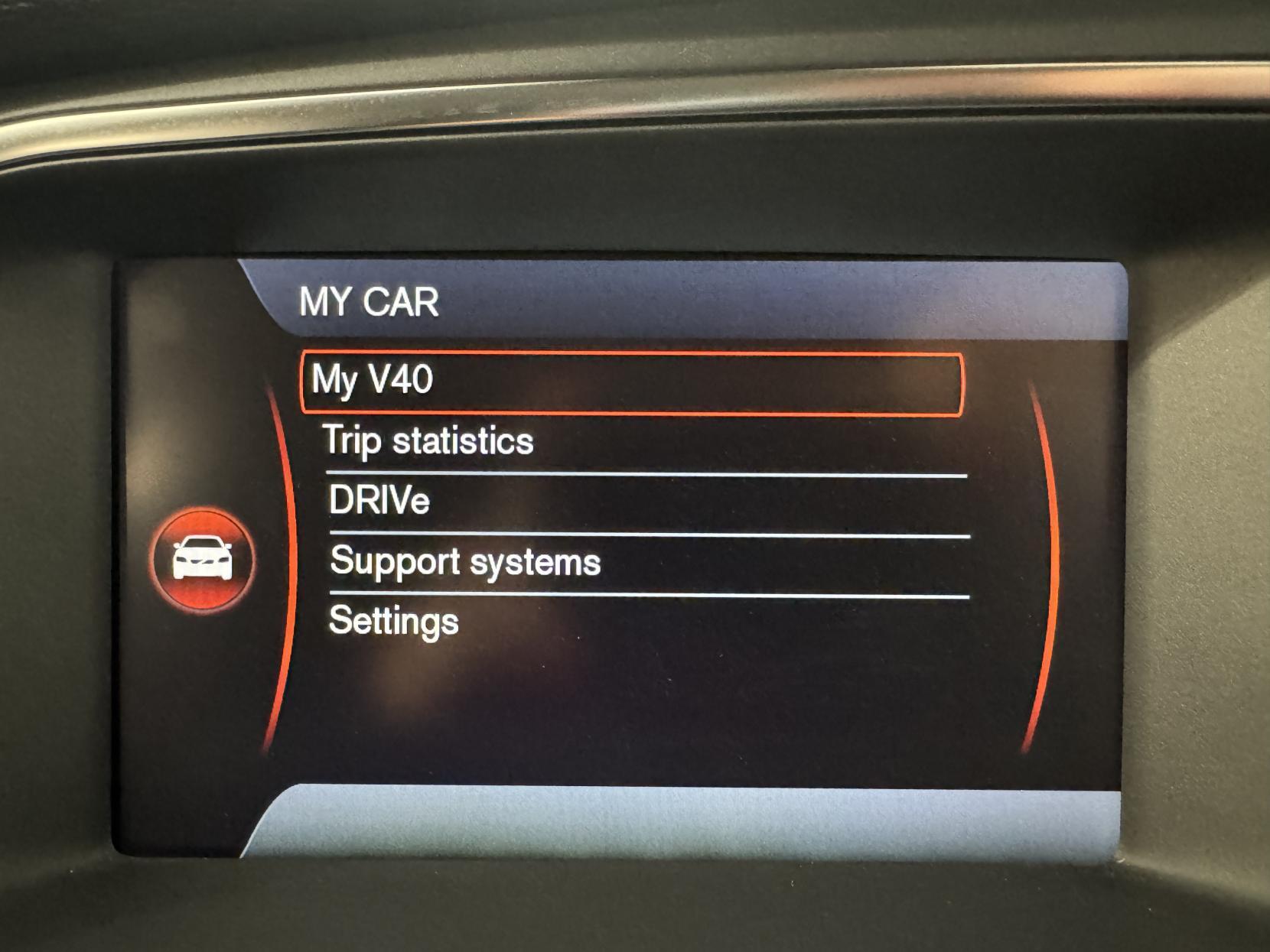 Volvo V40 Cross Country view 60