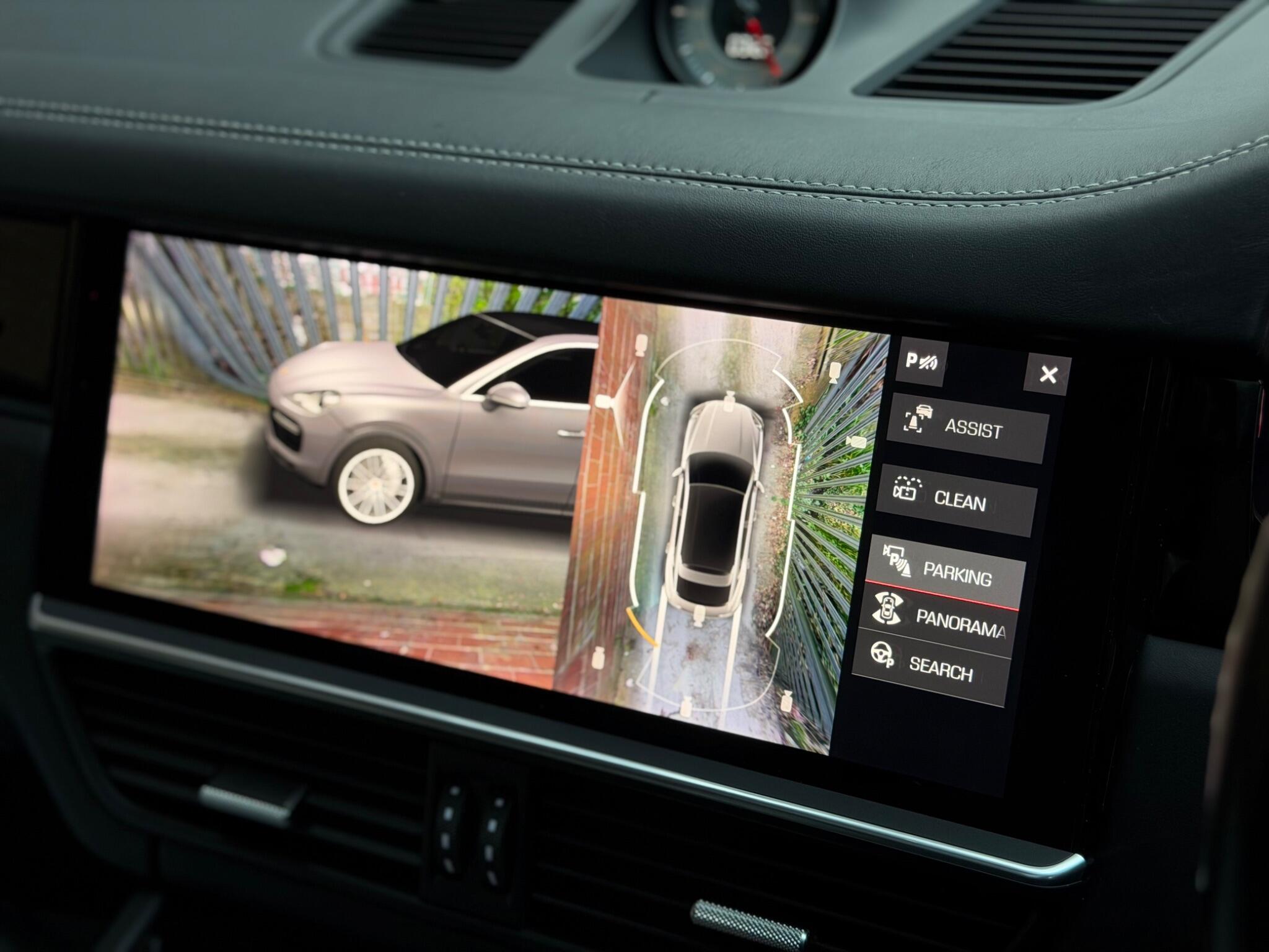 Porsche Cayenne view 55