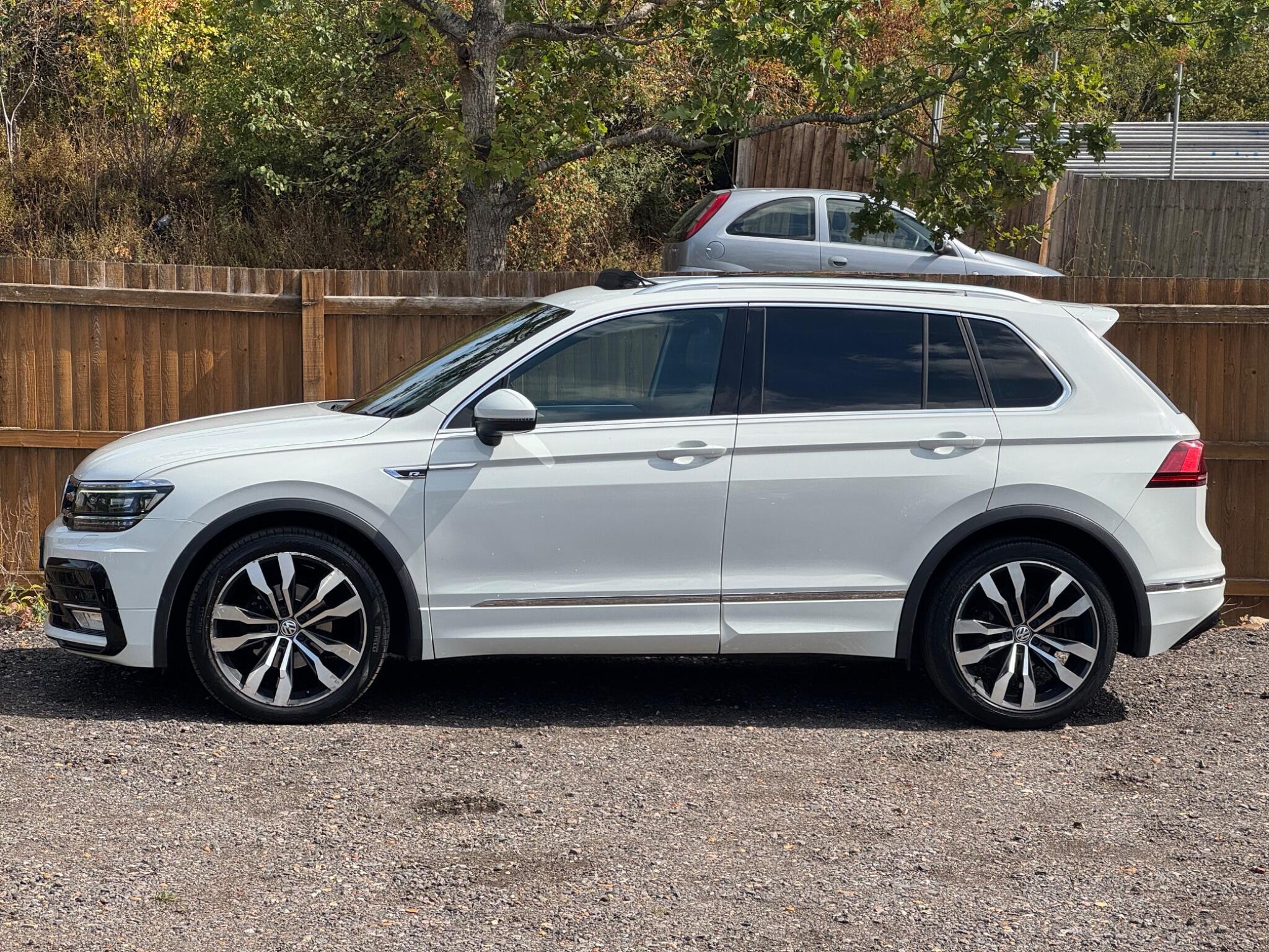 Volkswagen Tiguan view 10