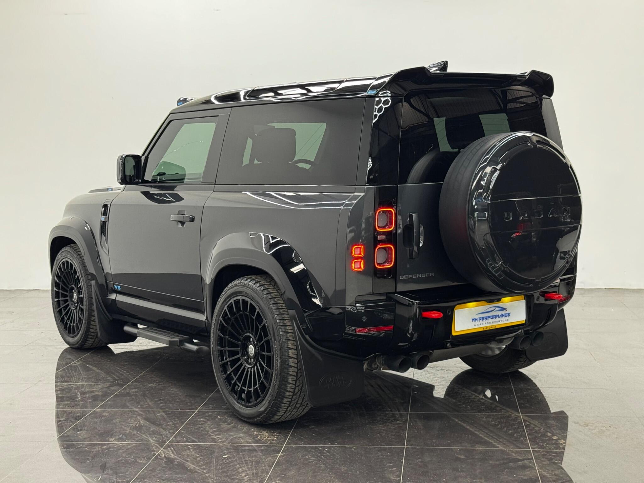 Land Rover Defender view 49