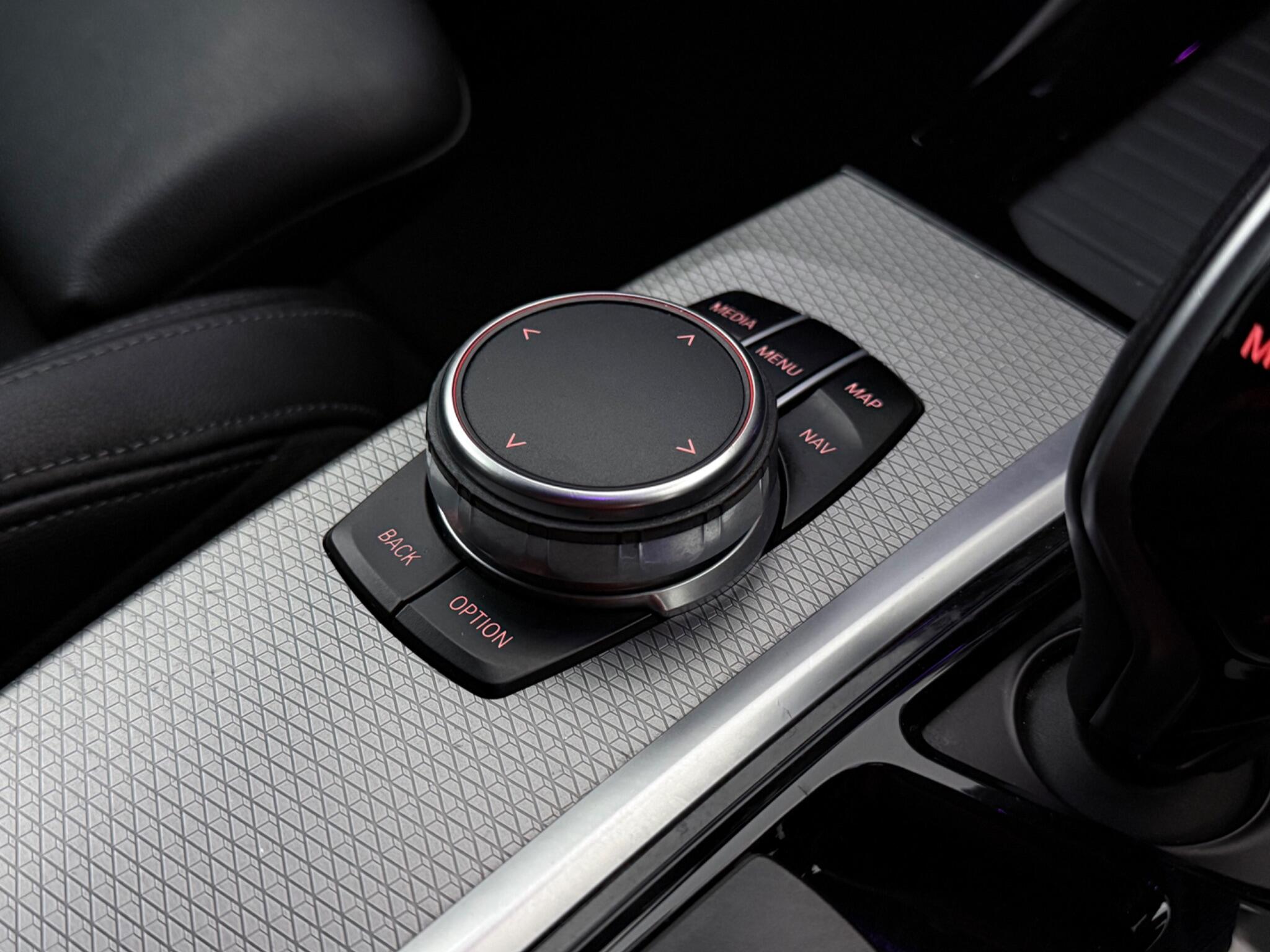 BMW X3 view 22
