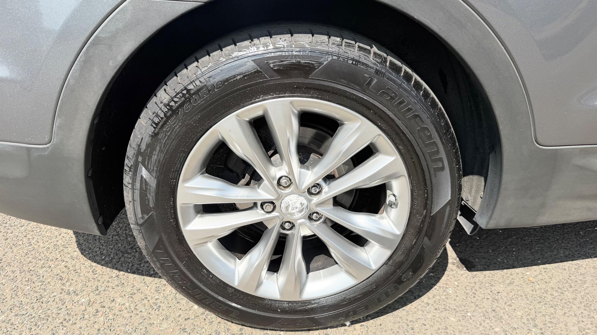 Hyundai Santa Fe view 48