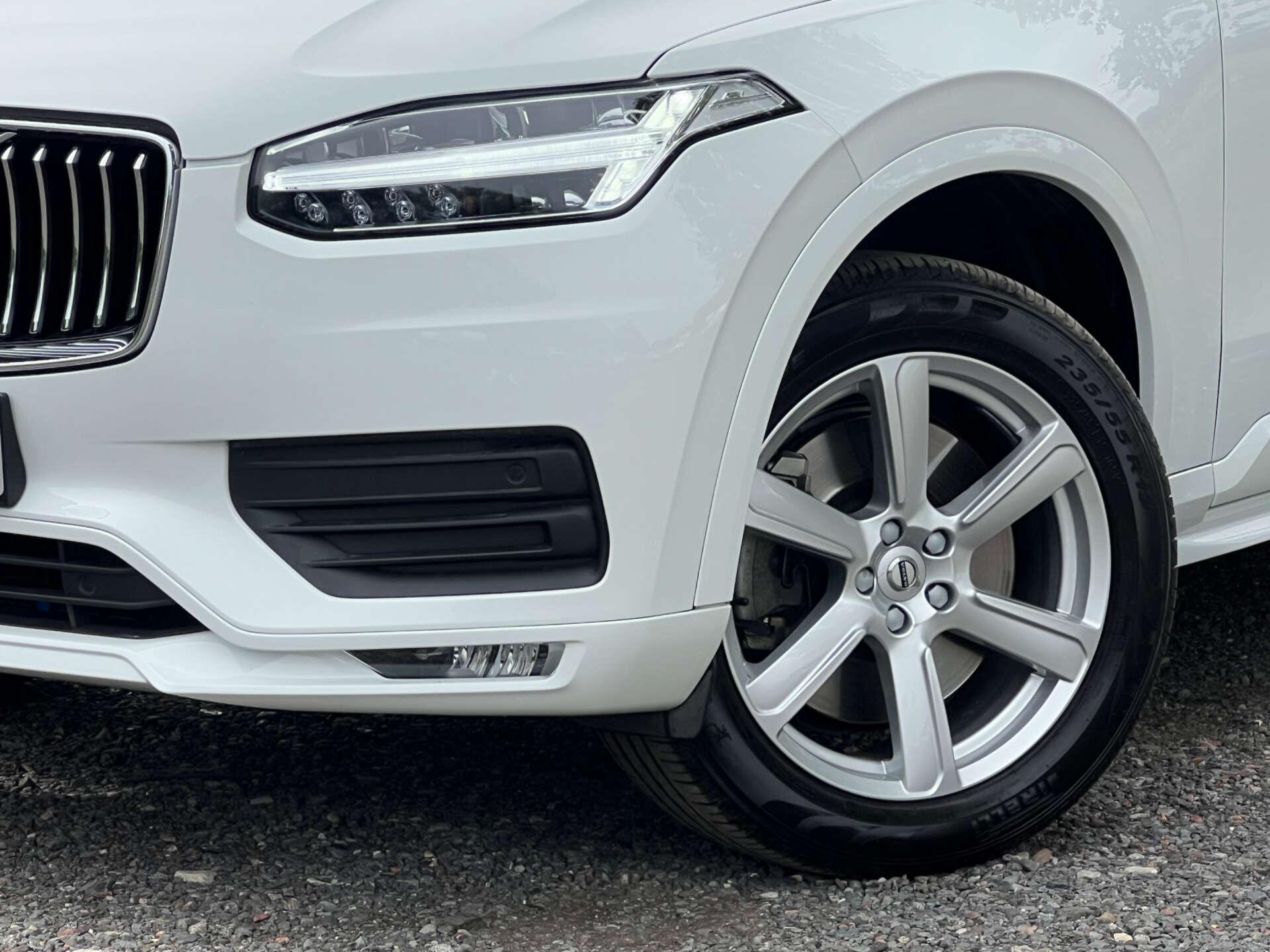 Volvo XC90 view 23
