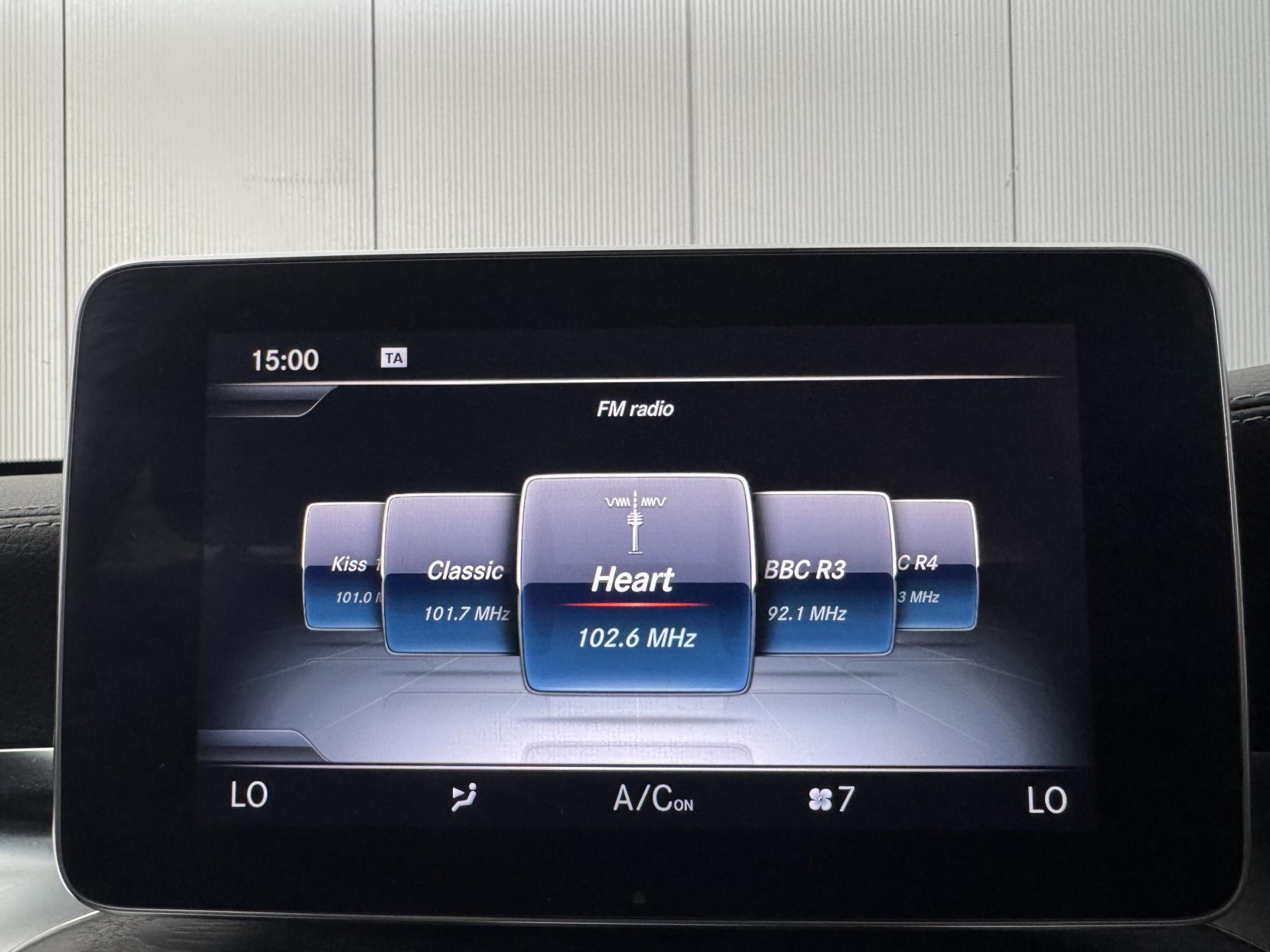 Mercedes-Benz C Class view 73