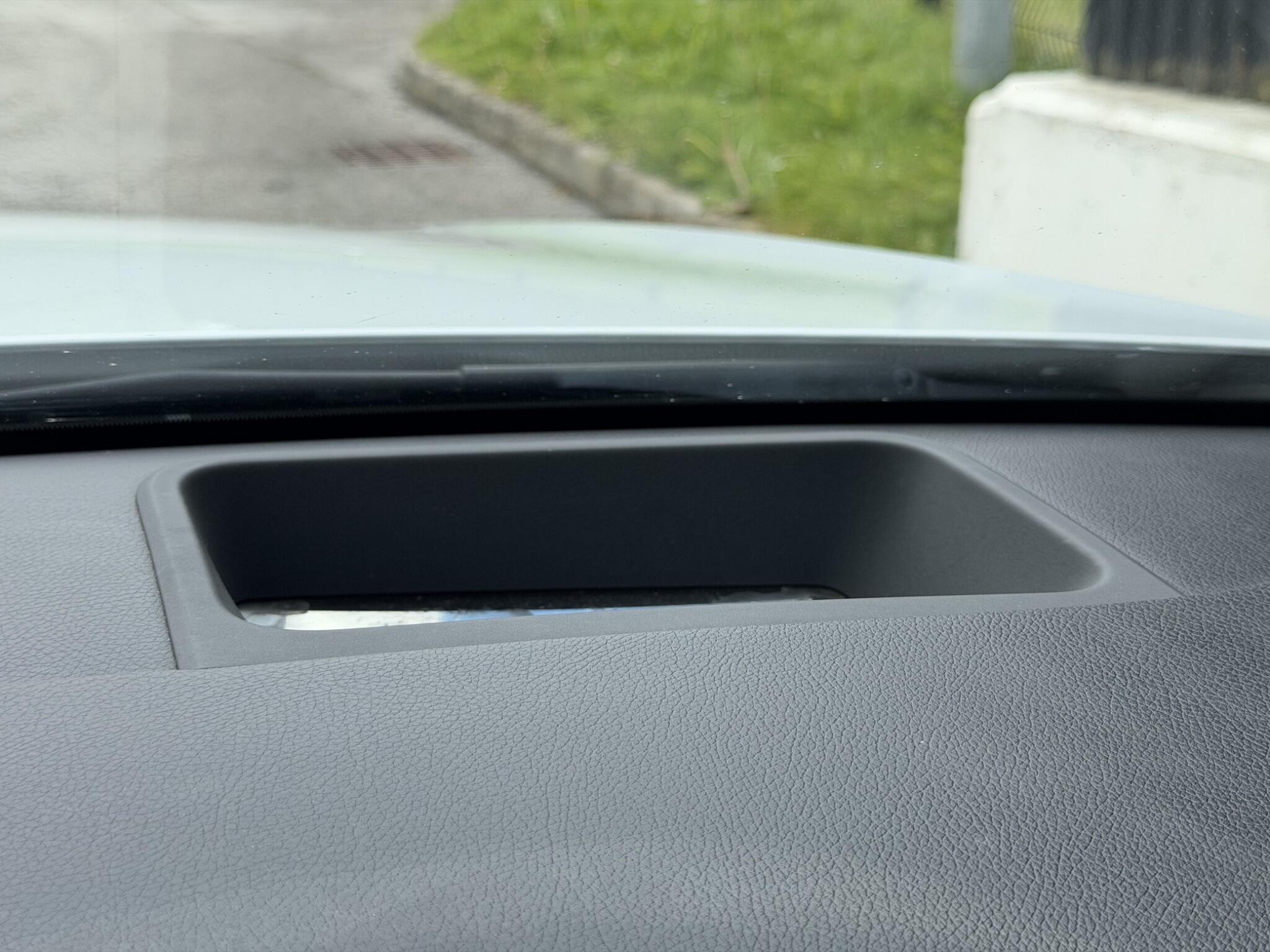 Mercedes-Benz A-Class view 35