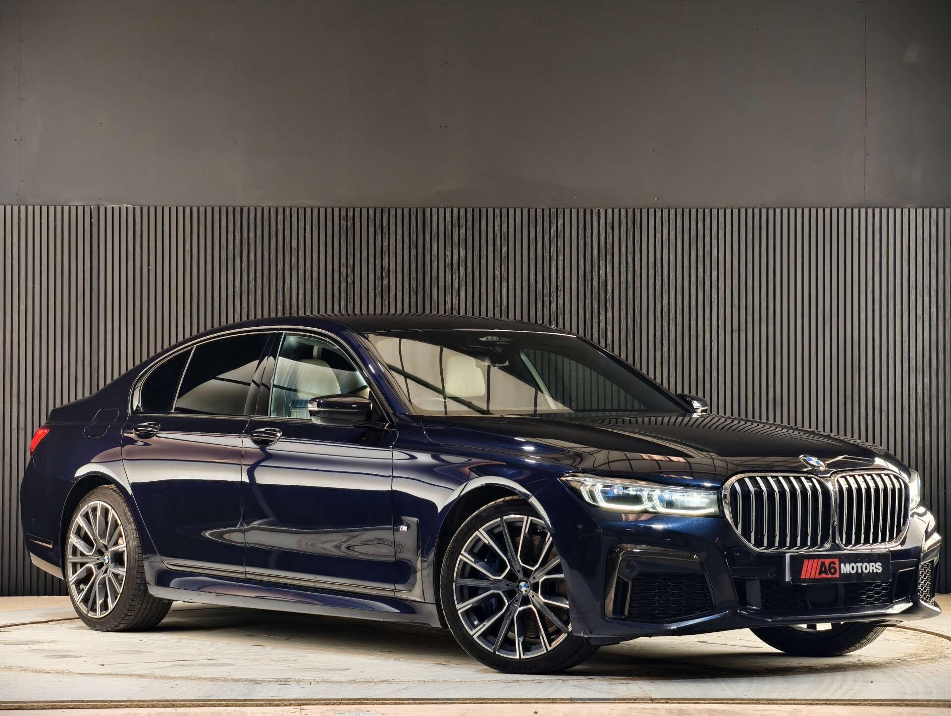 BMW 7 Series view 13