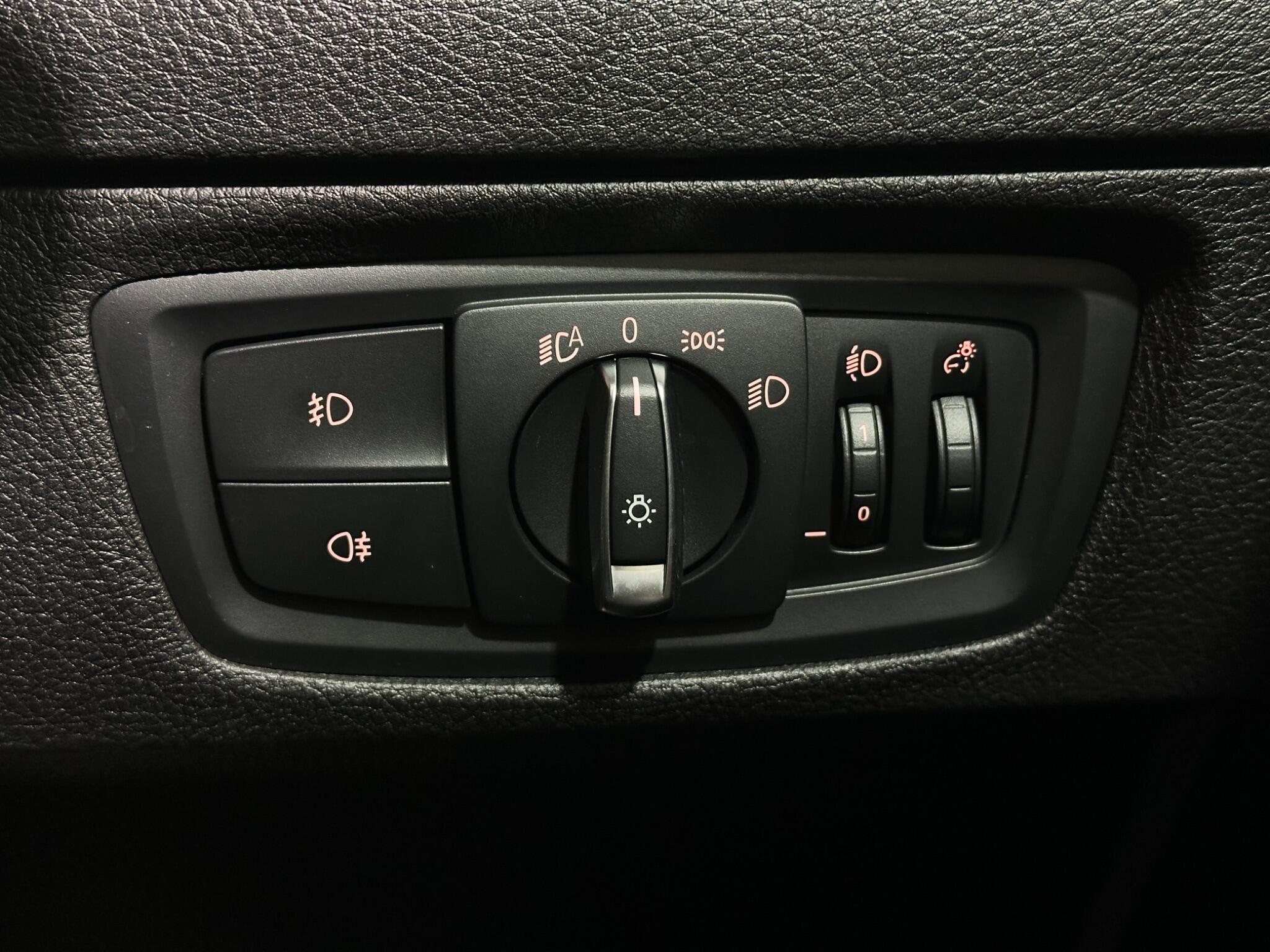 BMW 2 Series view 18