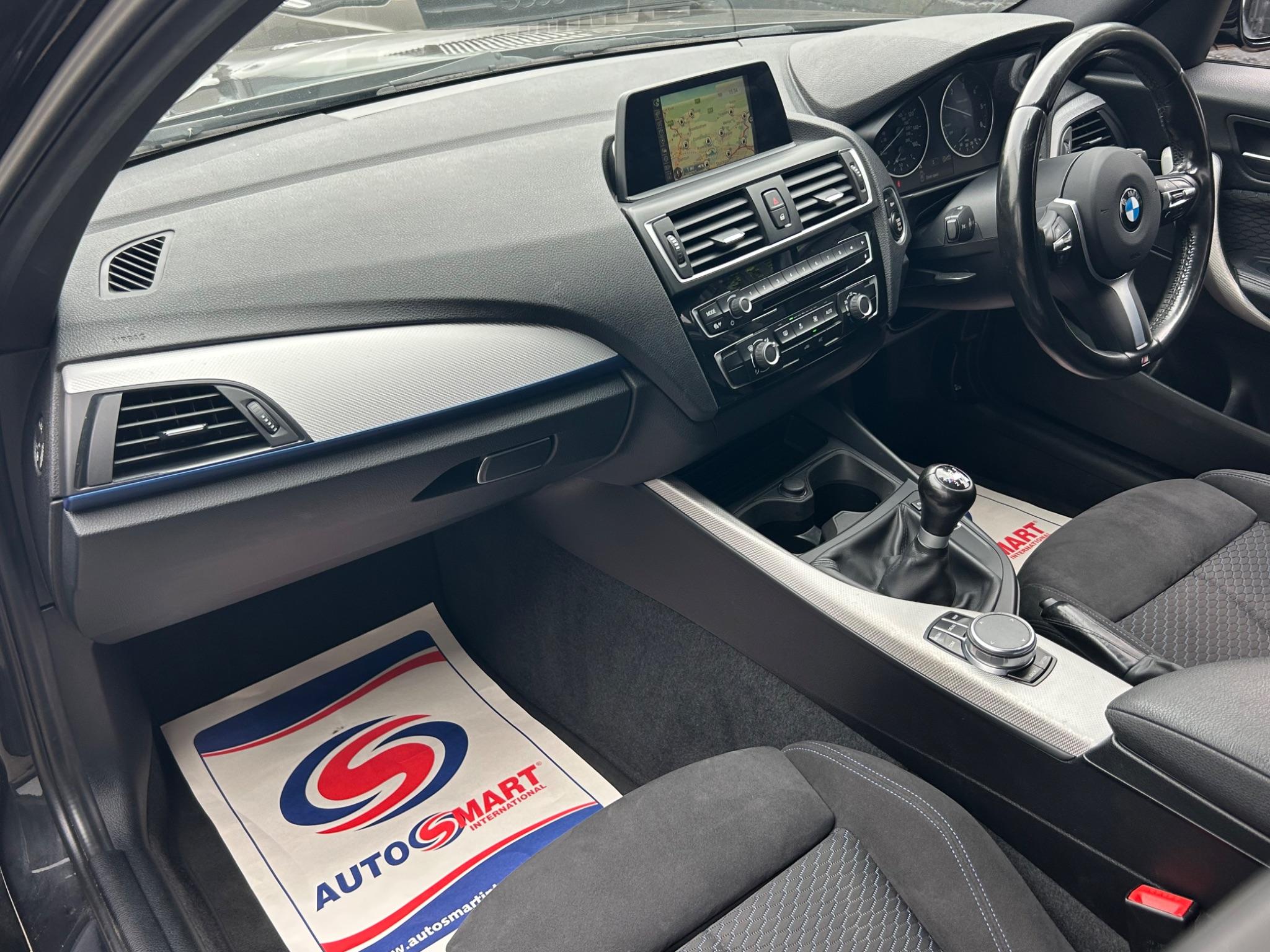 BMW 1 Series view 23