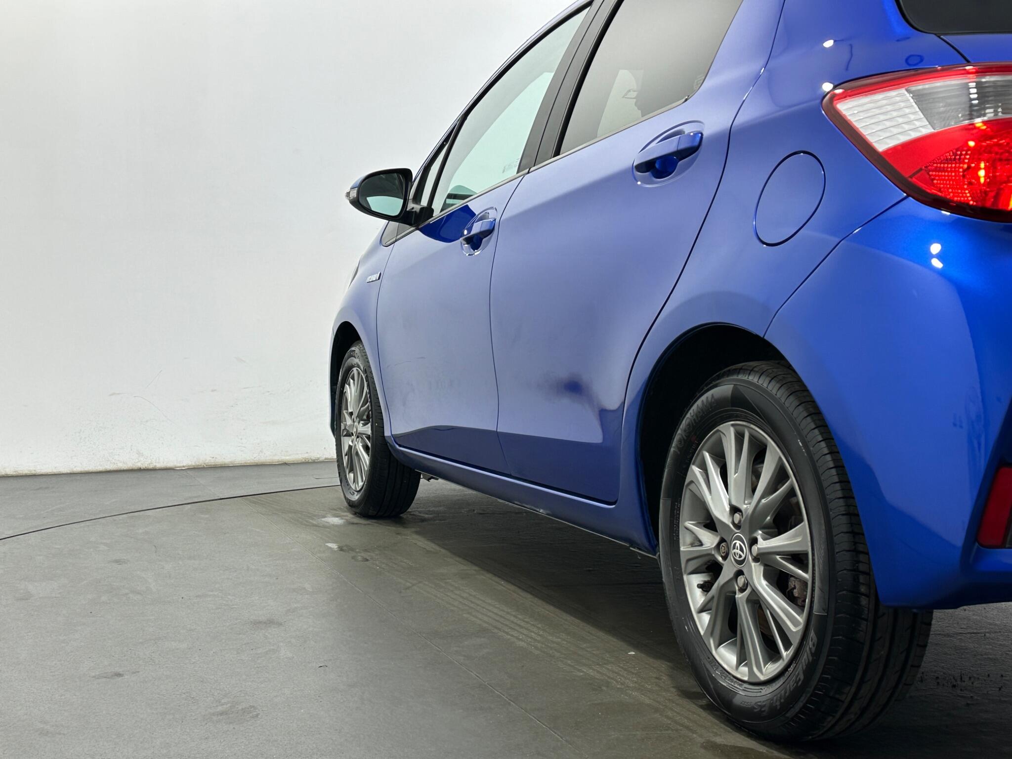 Toyota Yaris view 43
