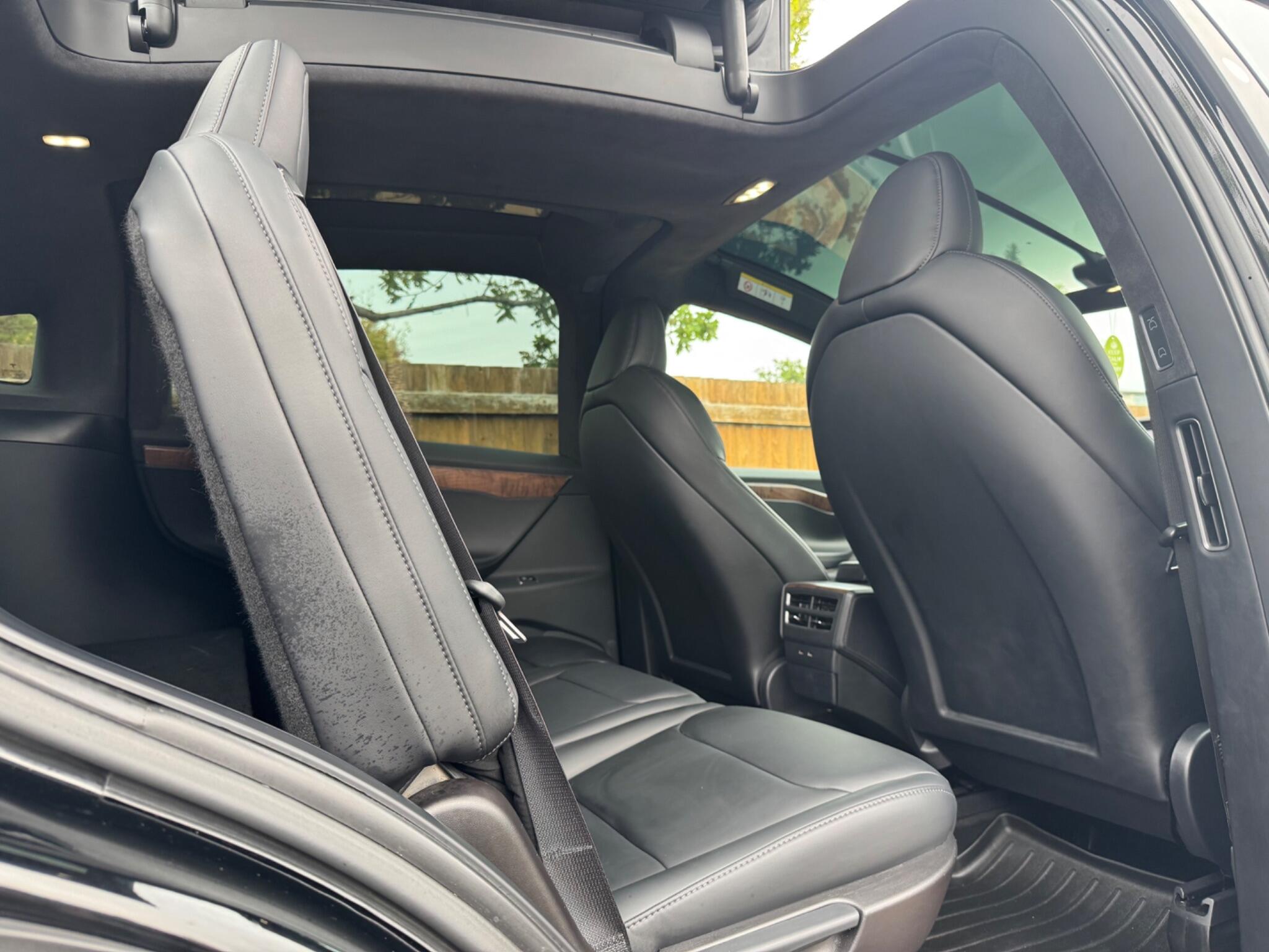 Tesla Model X view 21