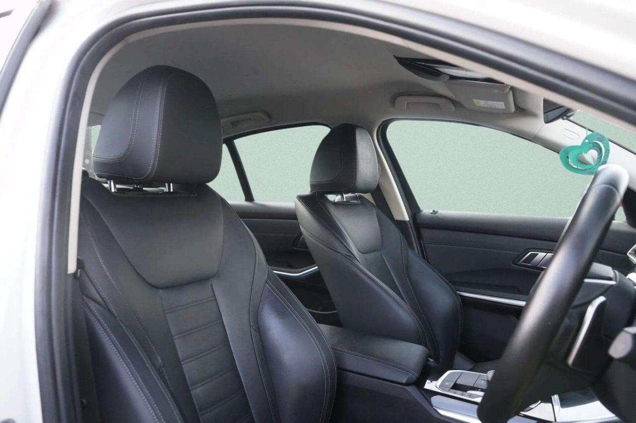 BMW 3 Series view 2