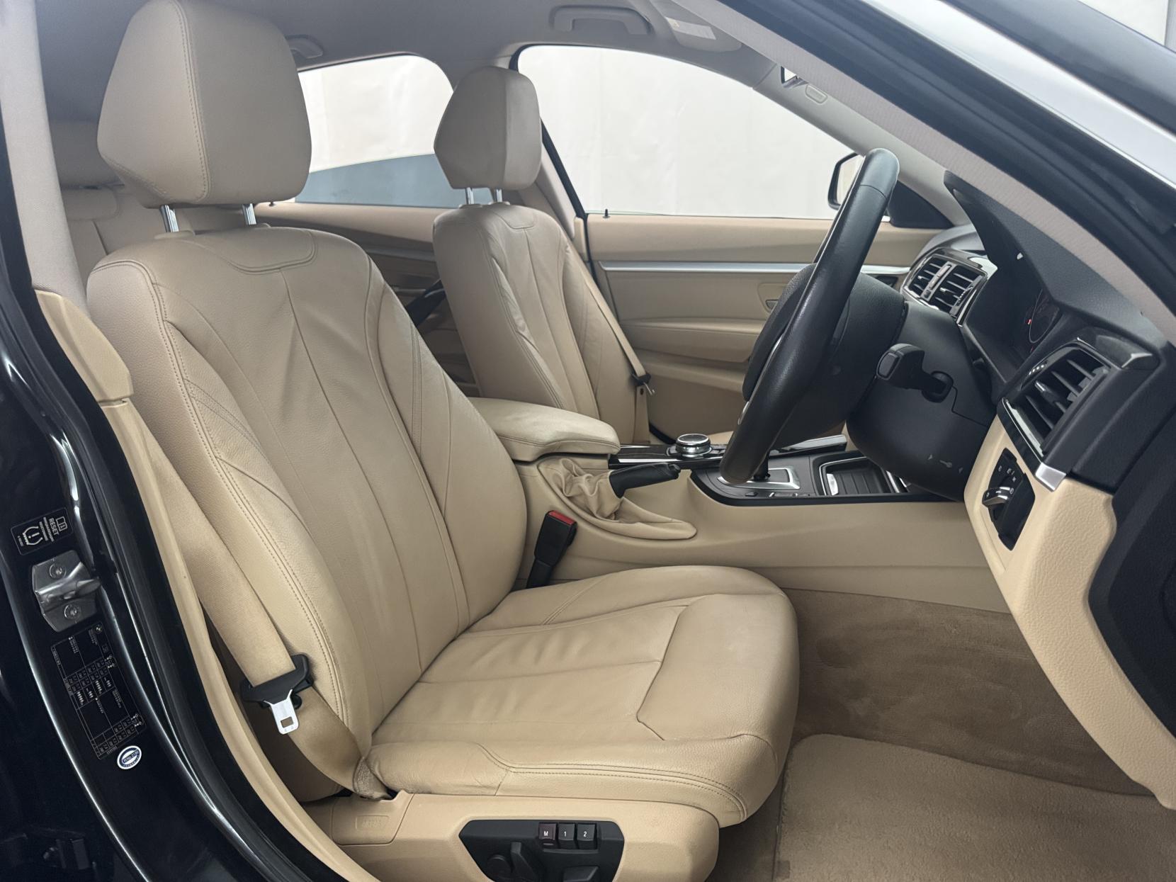 BMW 3 Series Gran Turismo view 45