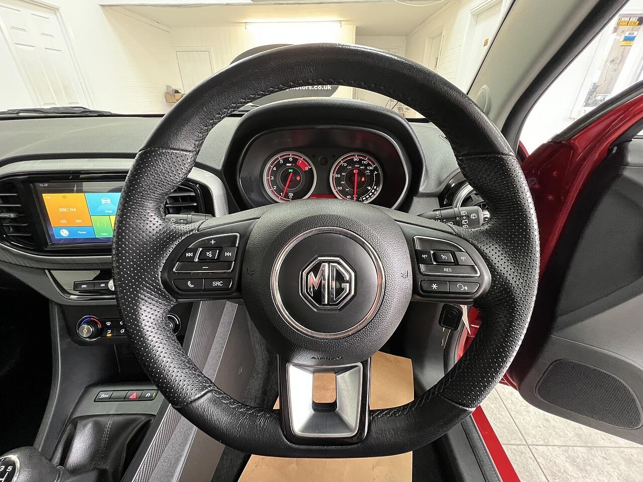 MG MG3 view 9