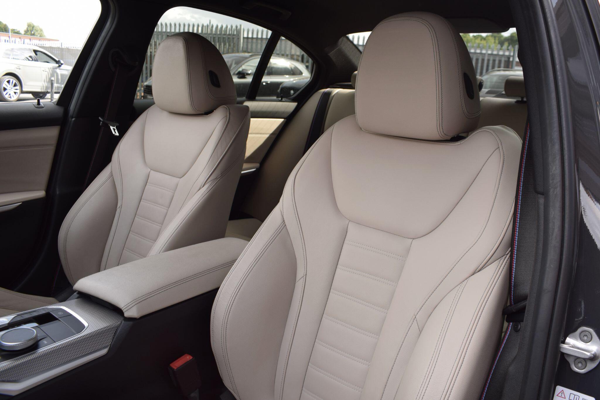 BMW 3 Series view 8