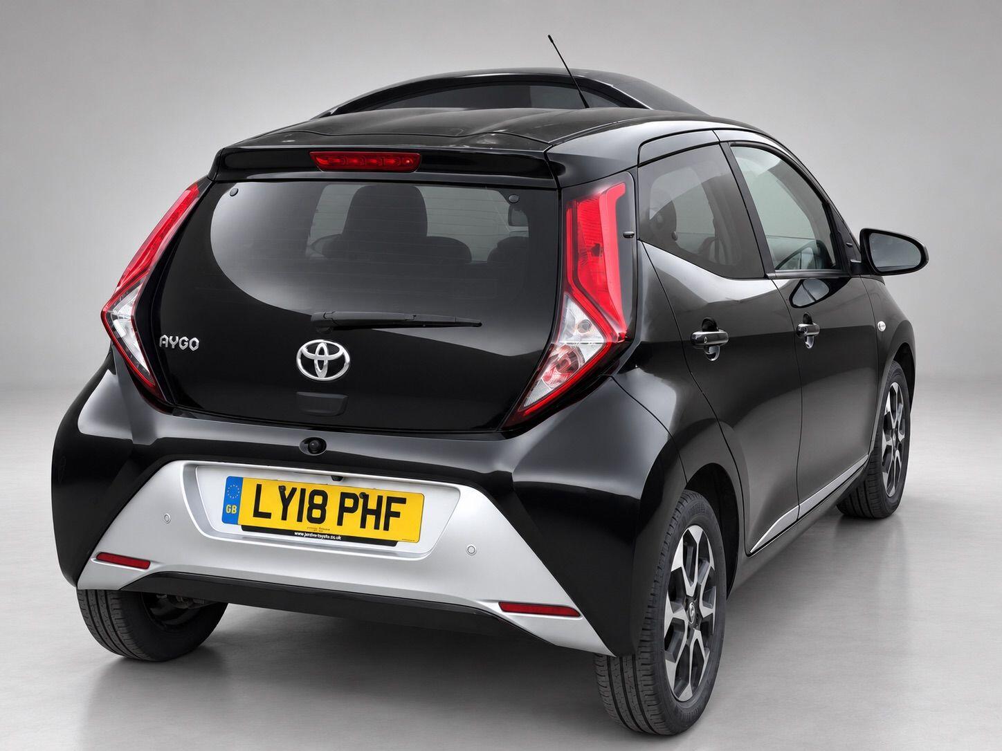 Toyota Aygo view 13