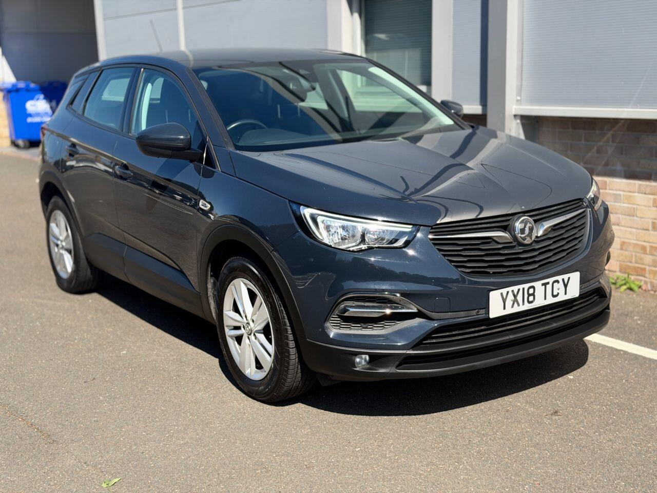 Vauxhall Grandland X view 60