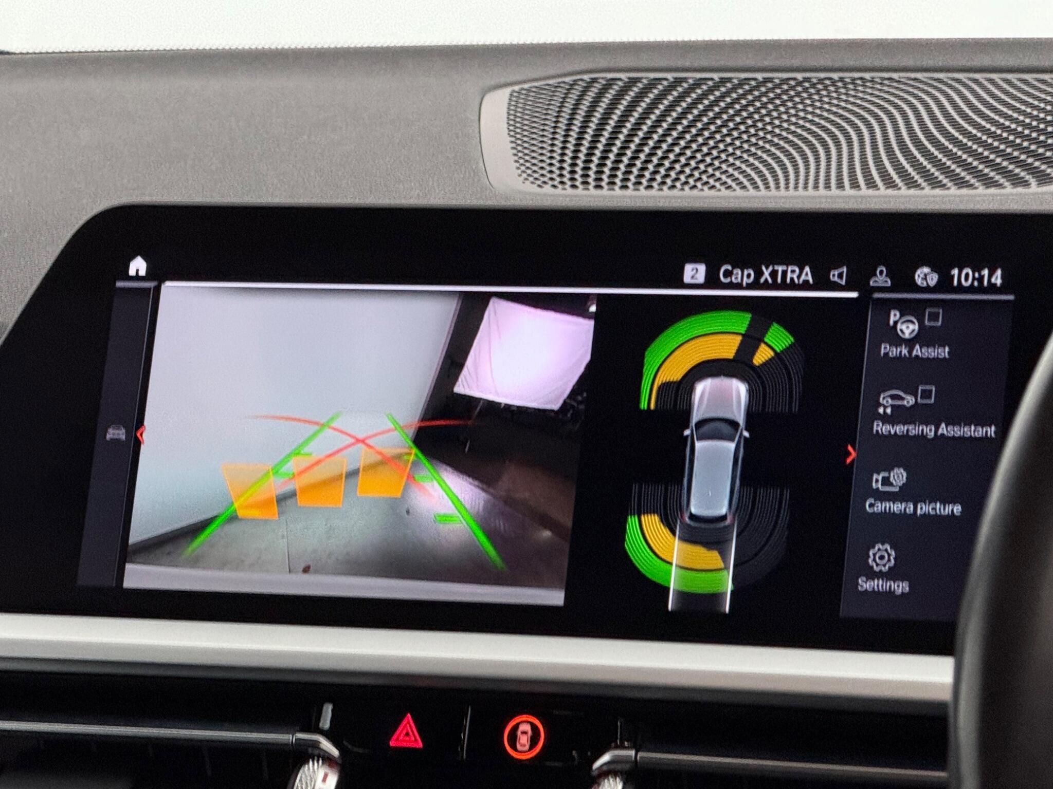 BMW 3 Series view 31