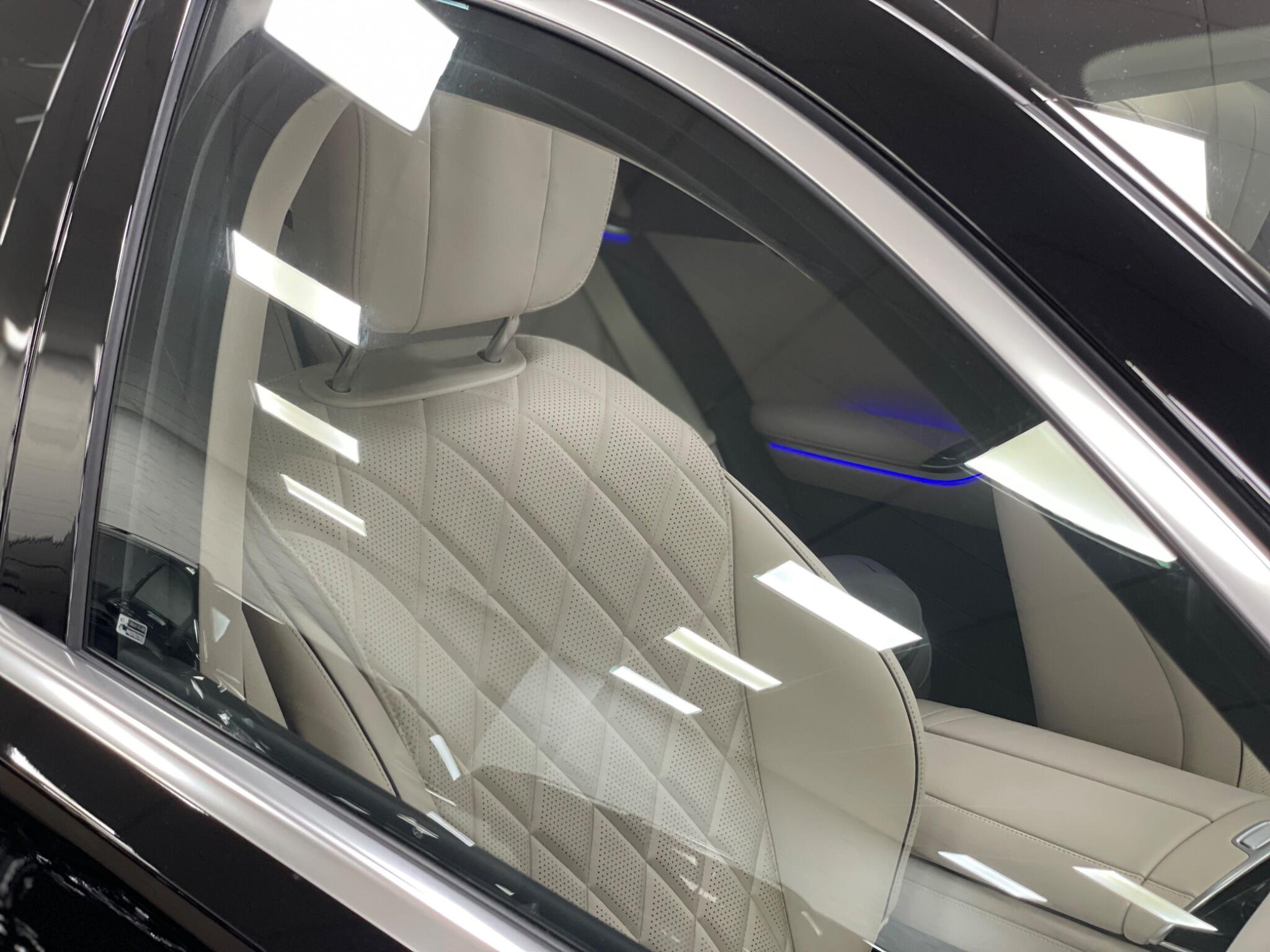 Mercedes-Benz S-Class view 3