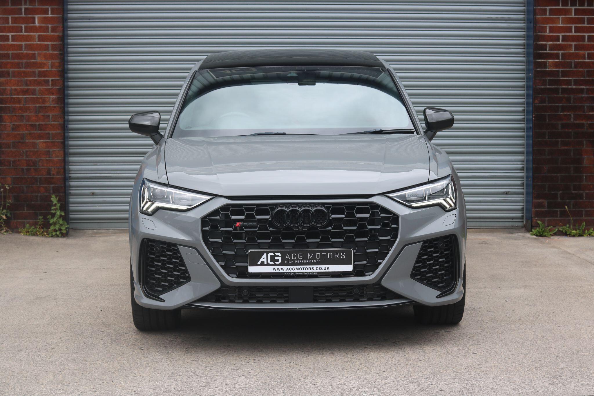 Audi RS Q3 view 3