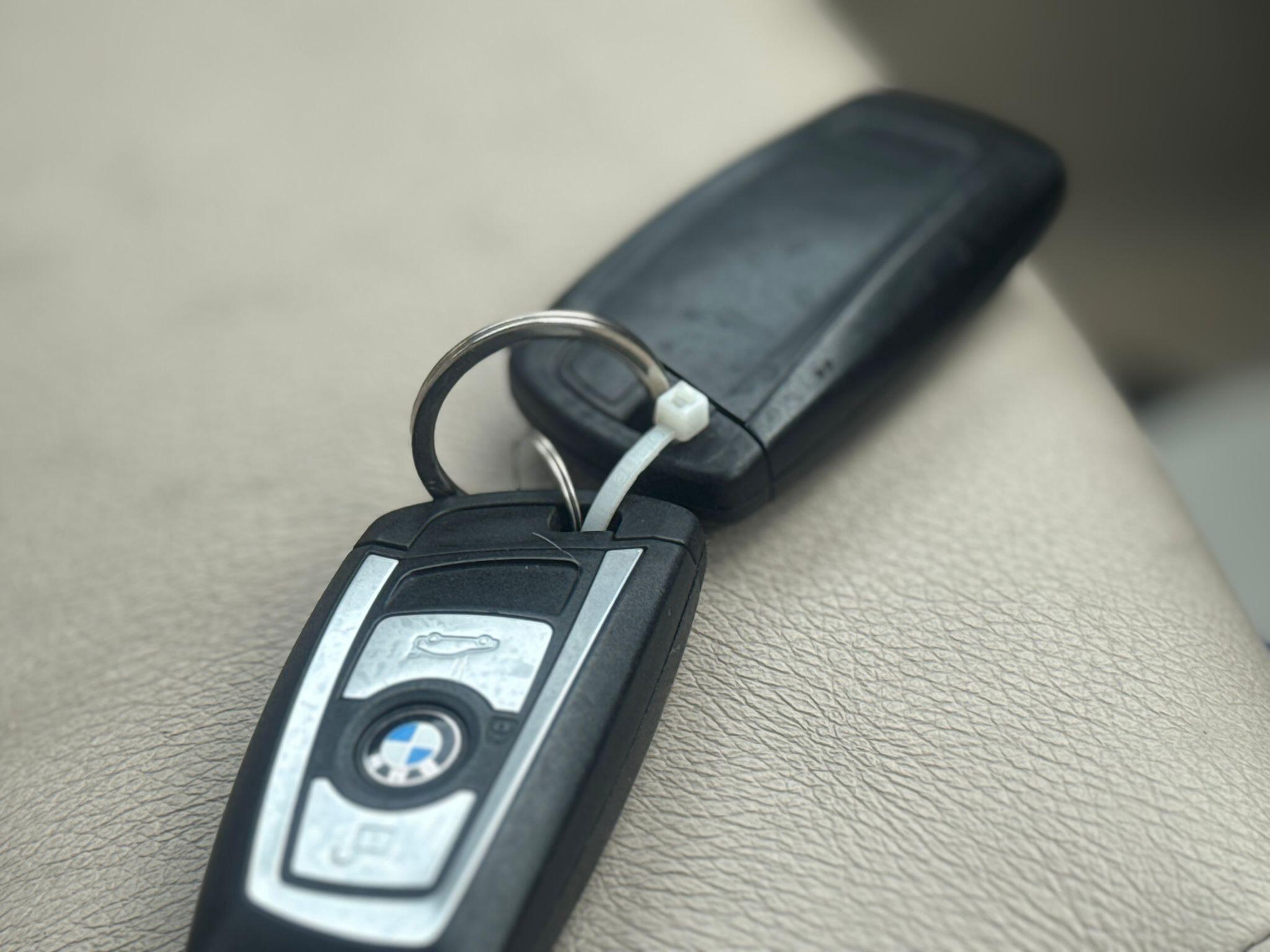 BMW 3 Series view 21
