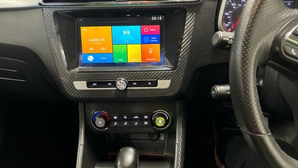MG ZS view 11