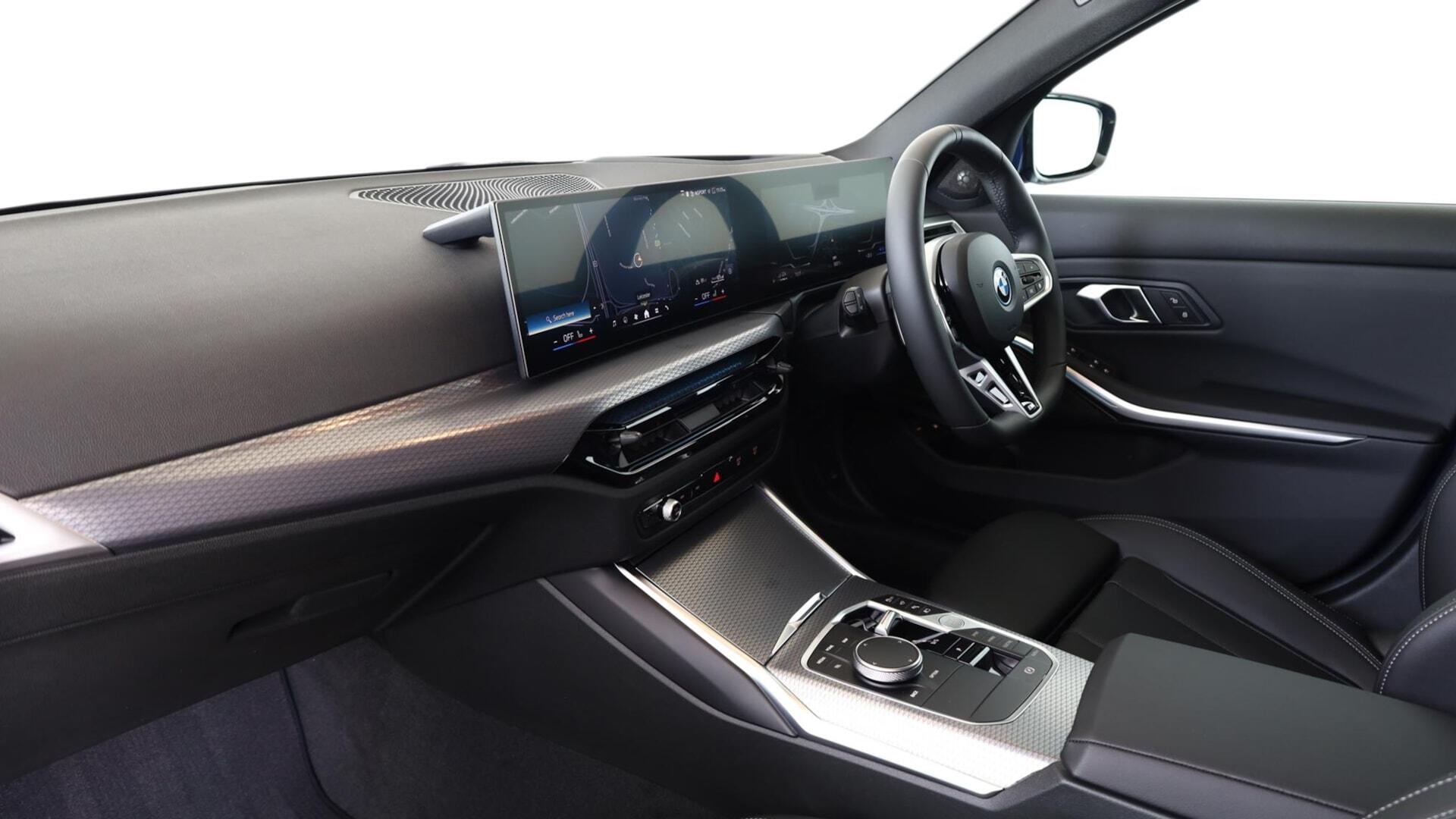 BMW 3 Series view 7