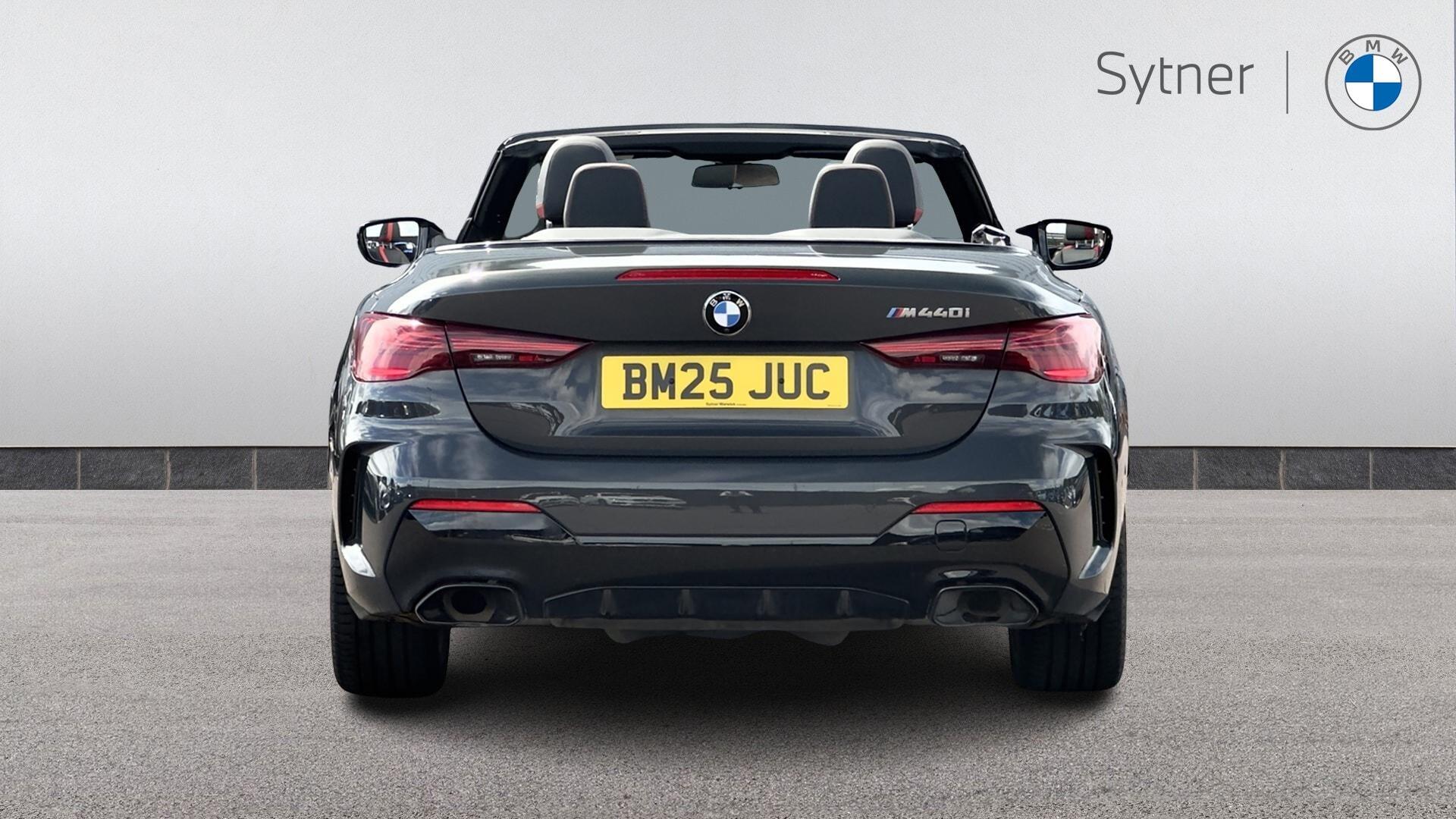 BMW 4 Series view 15
