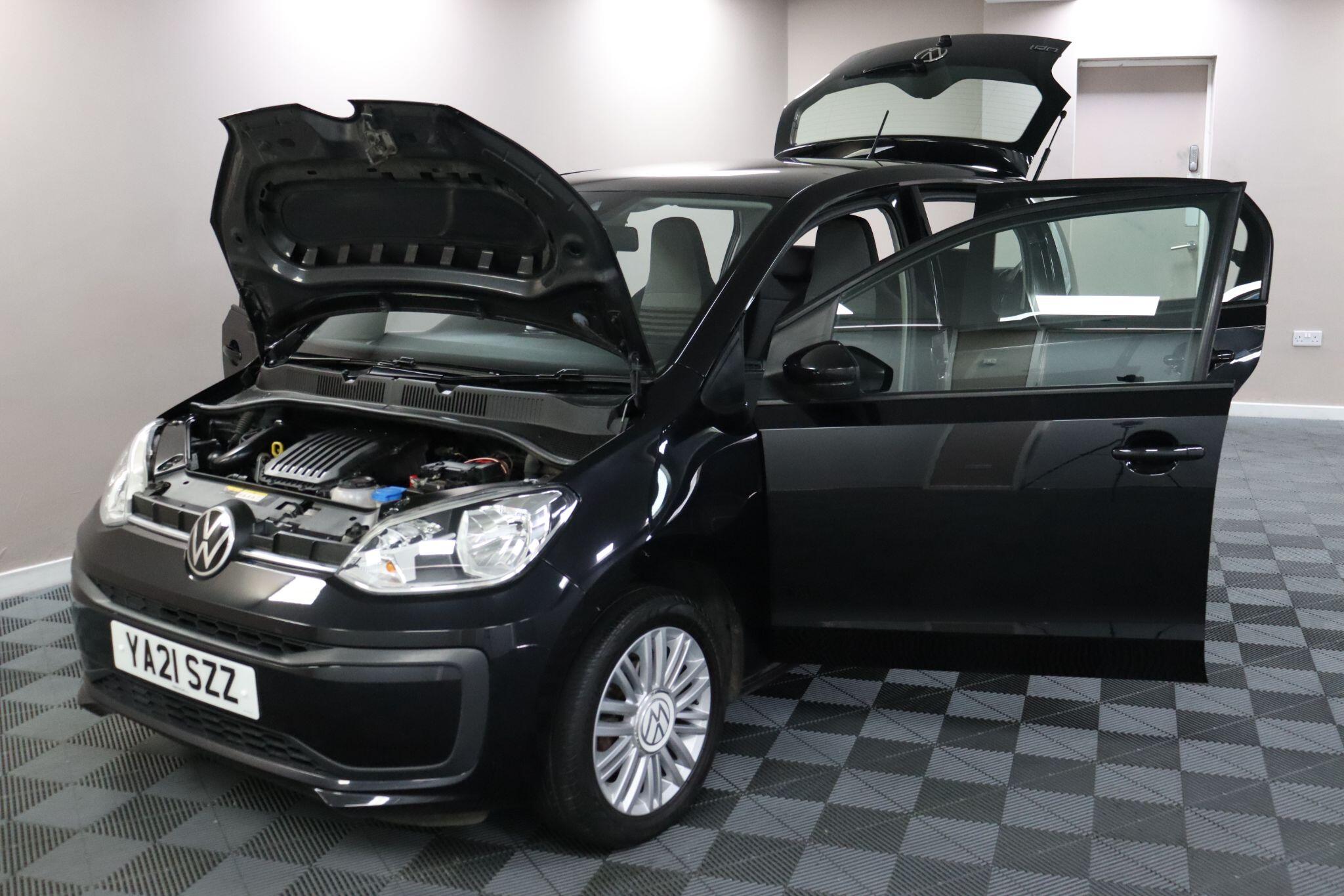 Volkswagen Up! view 16