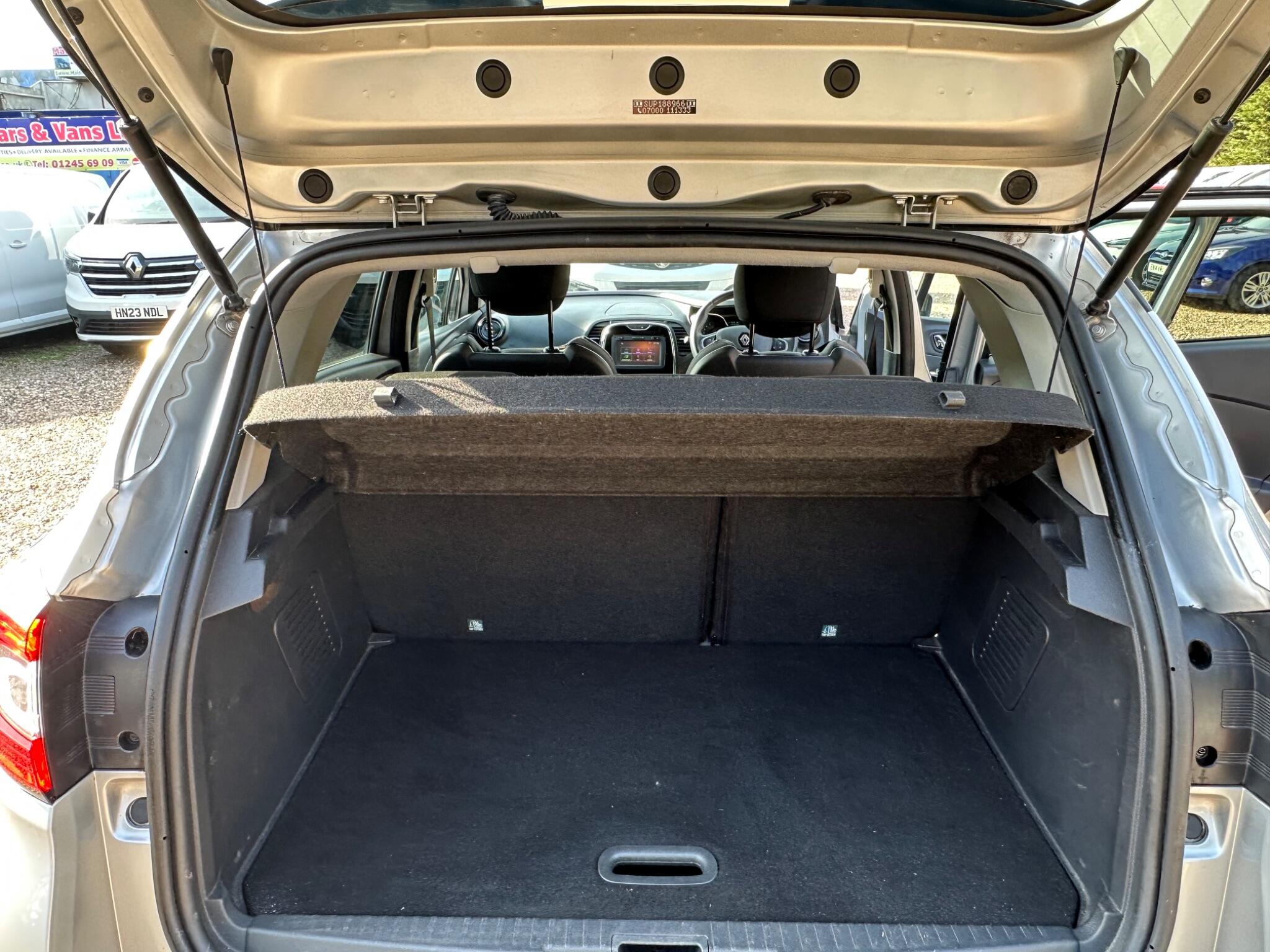 Renault Captur view 14