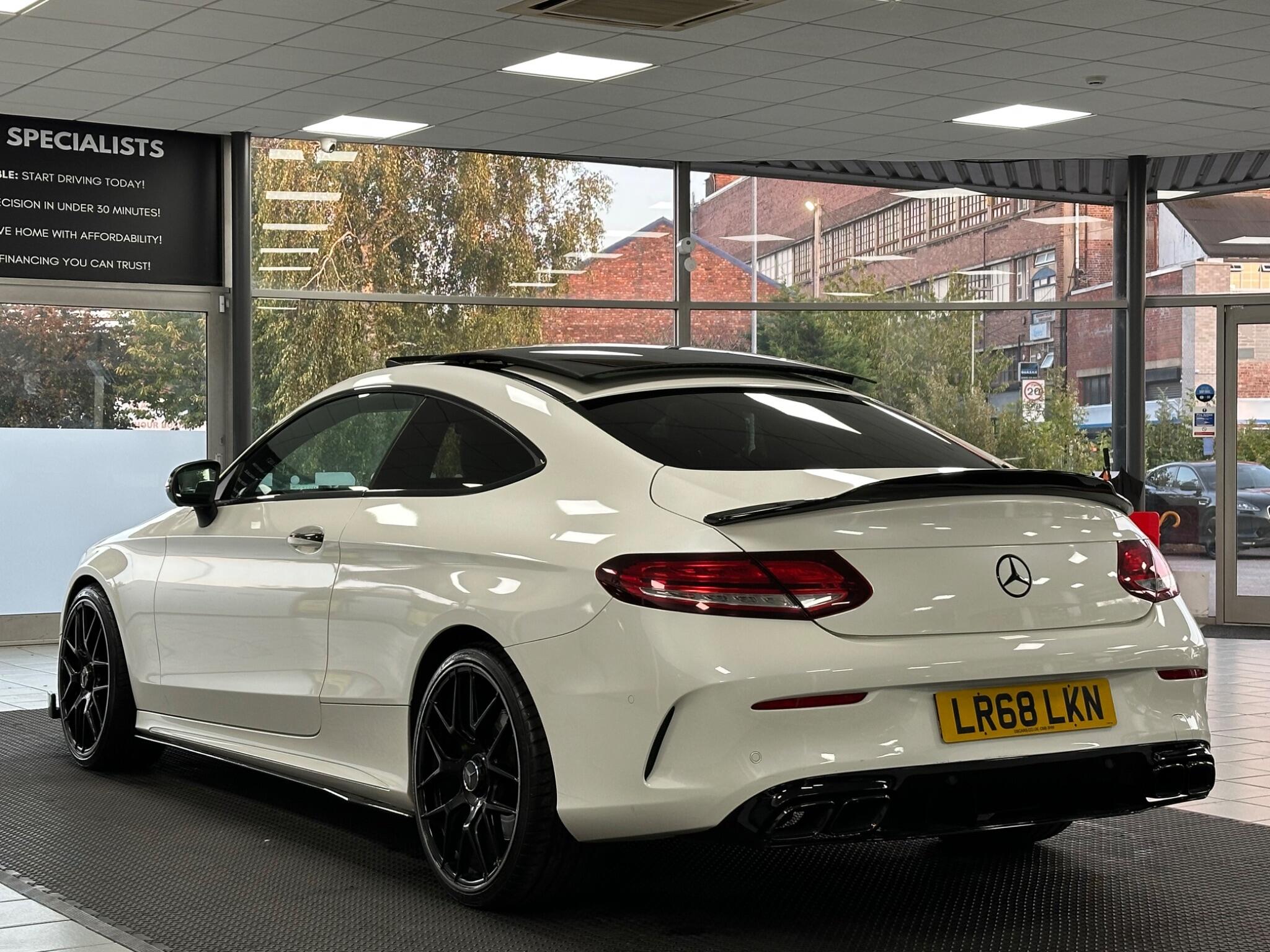 Mercedes-Benz C-Class view 12