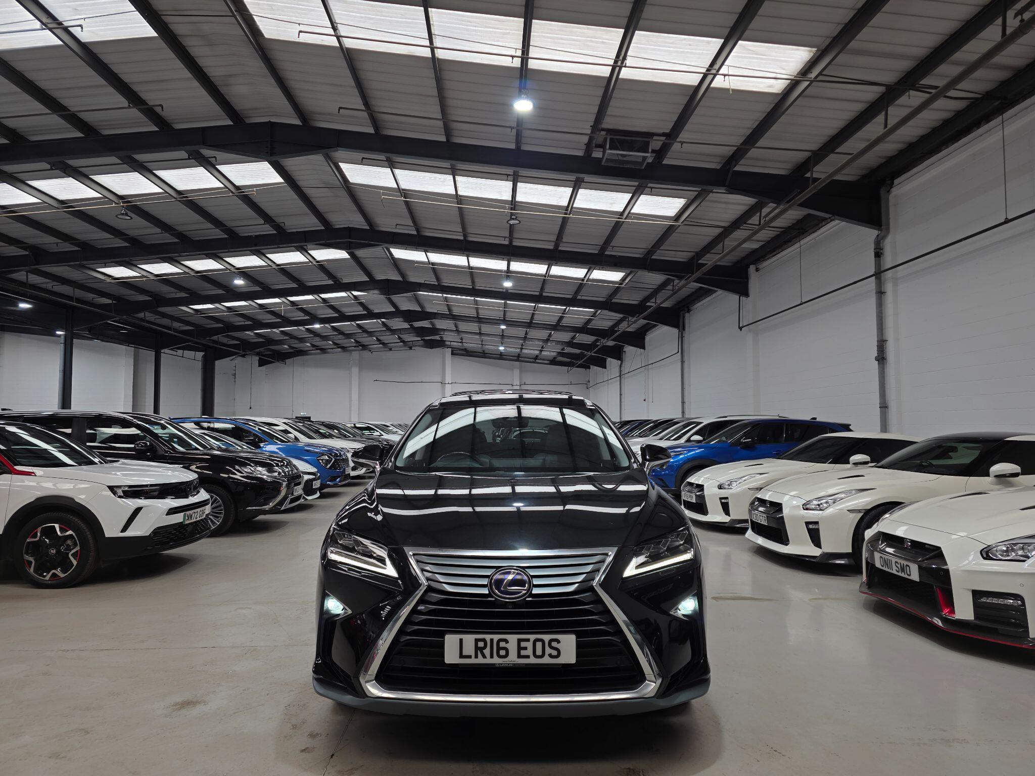 Lexus RX view 2