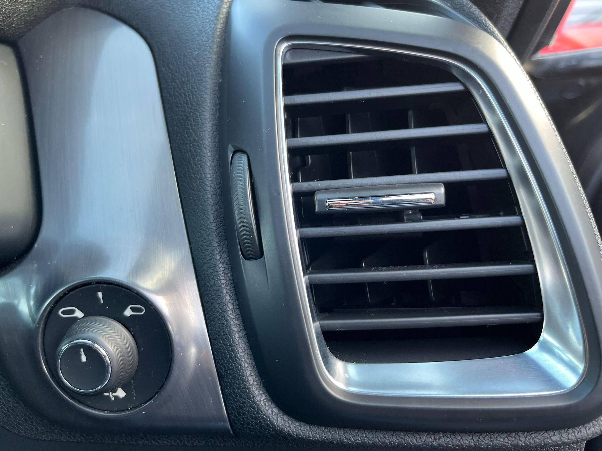 Citroen DS5 view 20