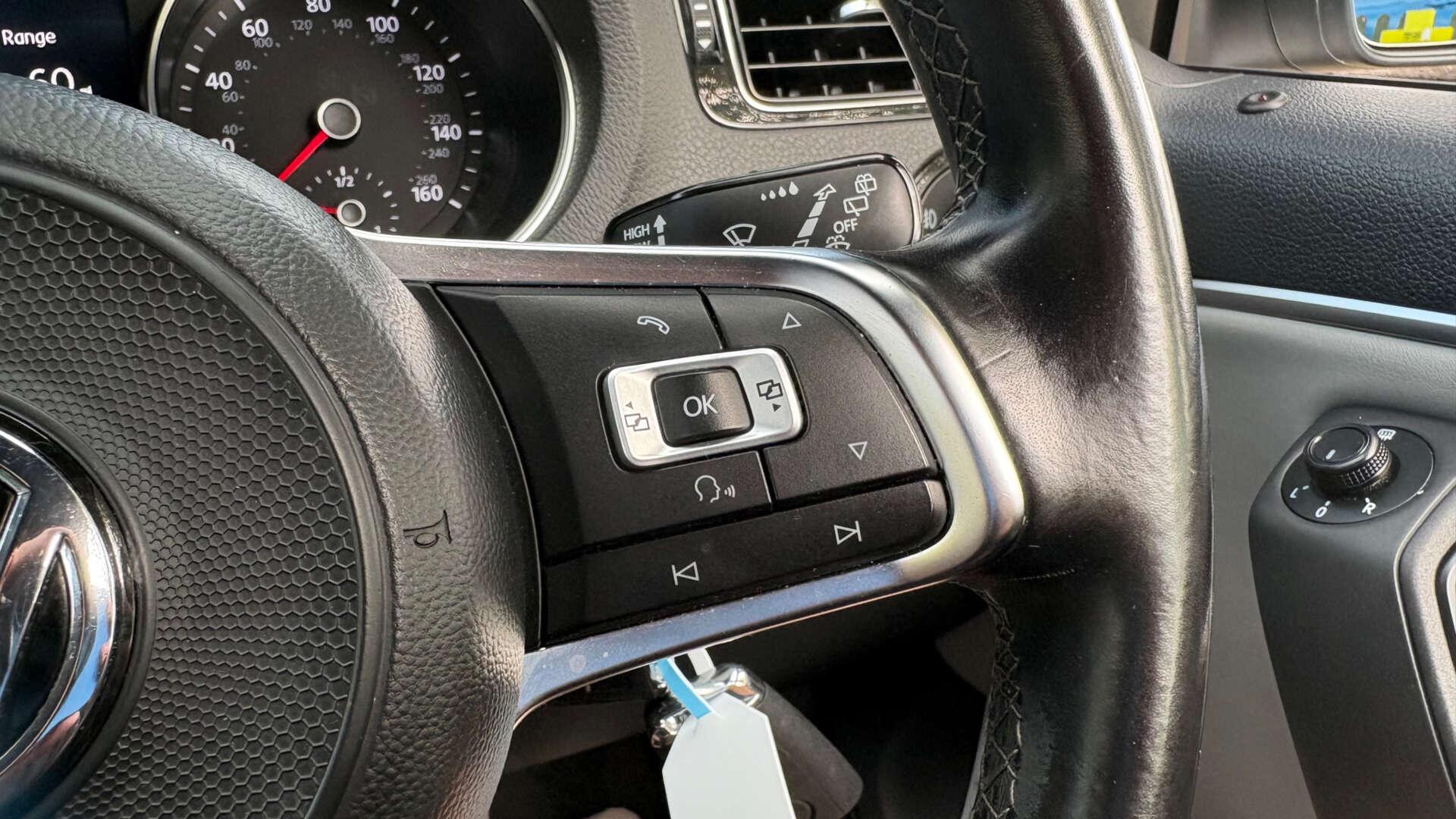 Volkswagen Polo view 16