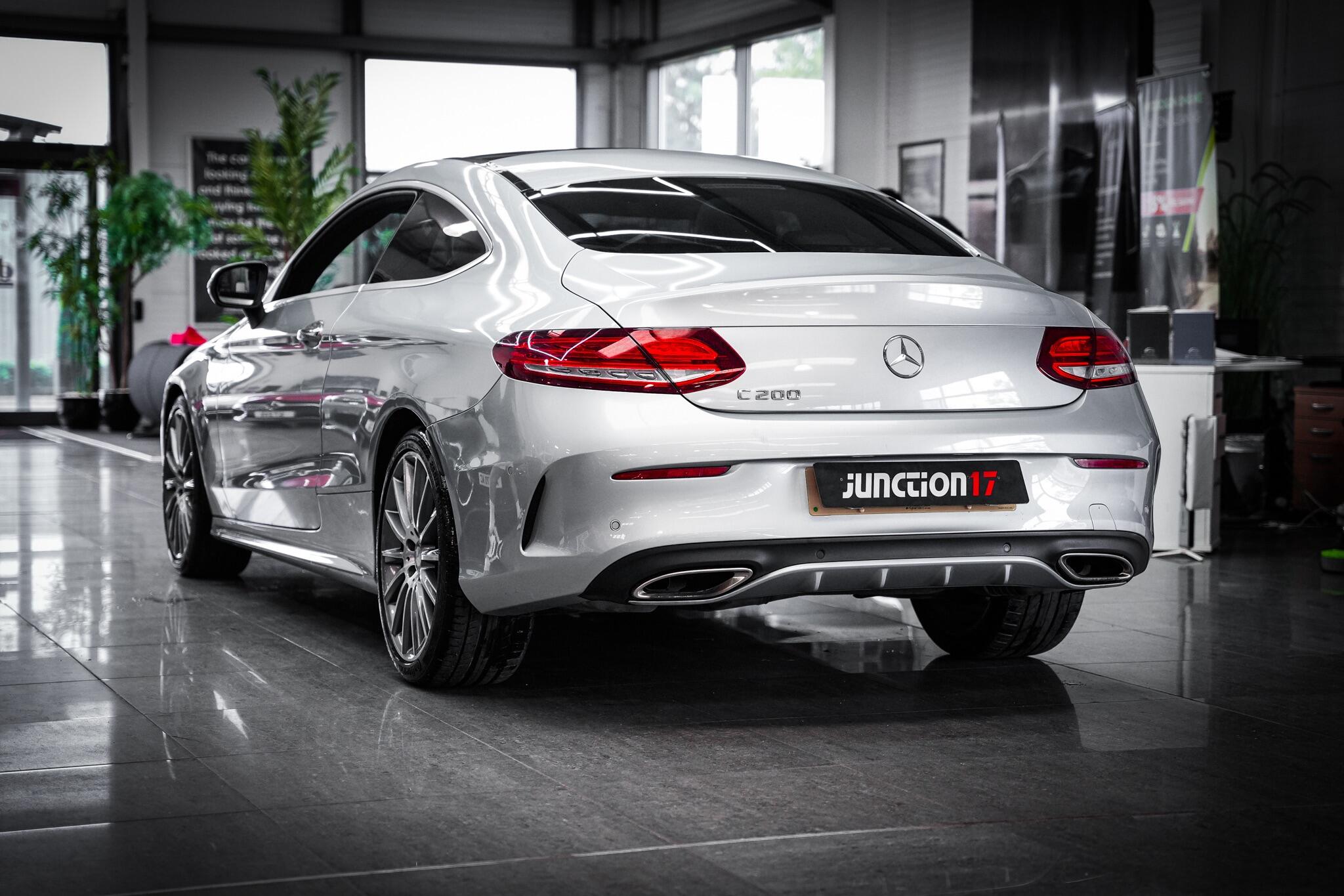 Mercedes-Benz C-Class view 14