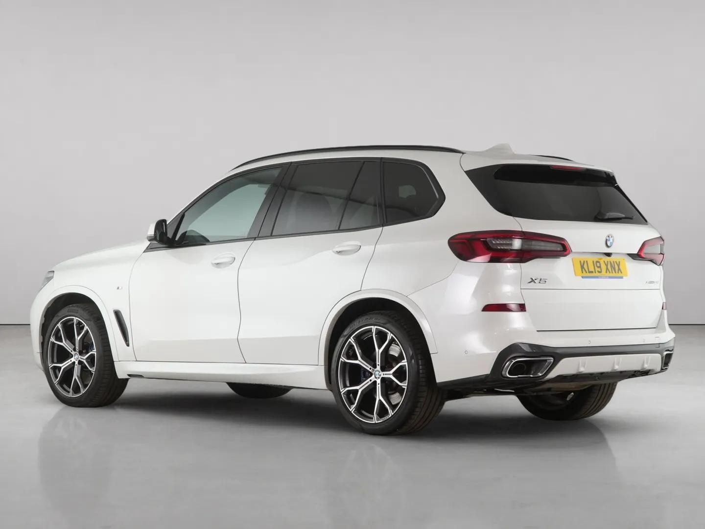 BMW X5 view 6