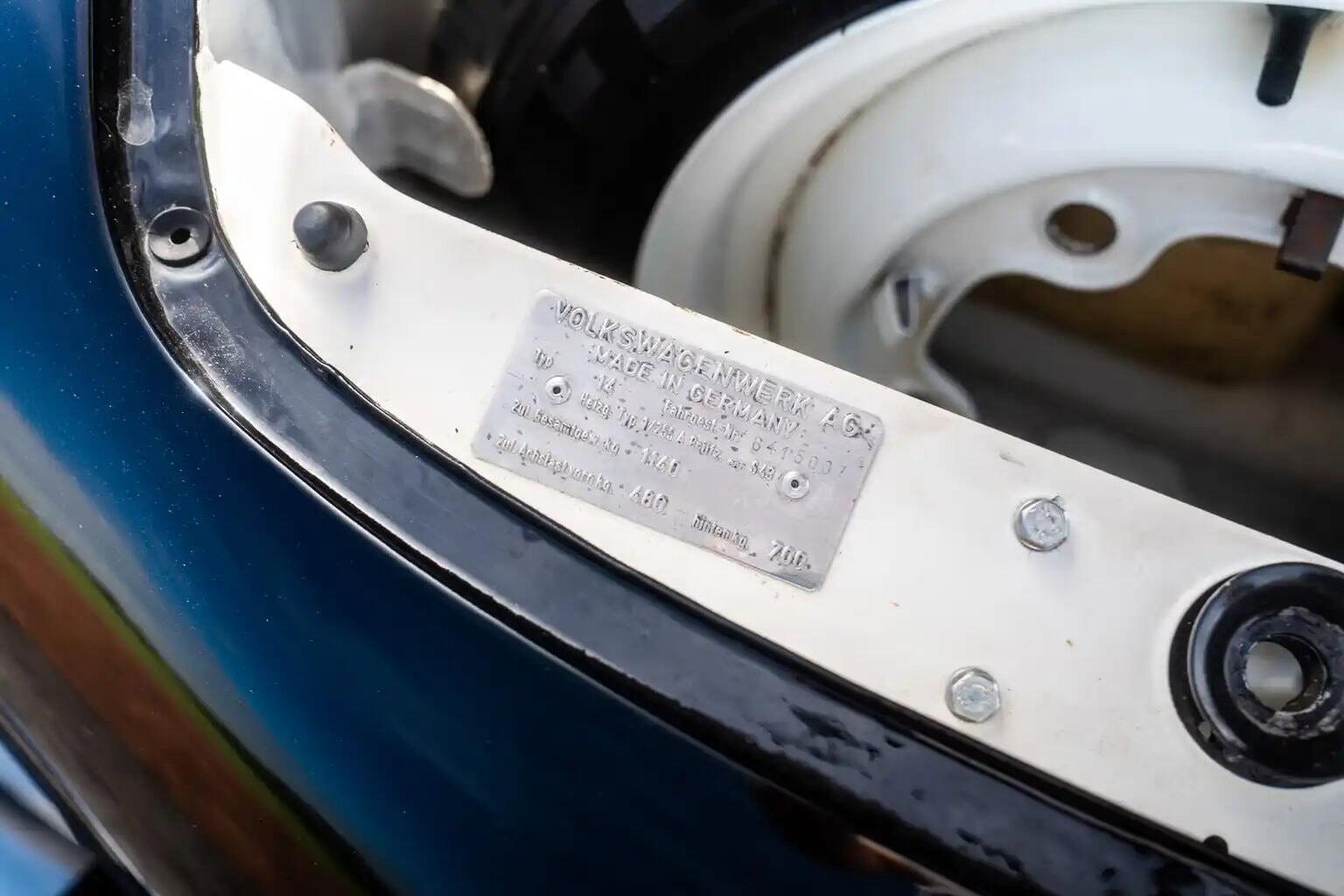 Volkswagen Volkswagen Karmann view 41