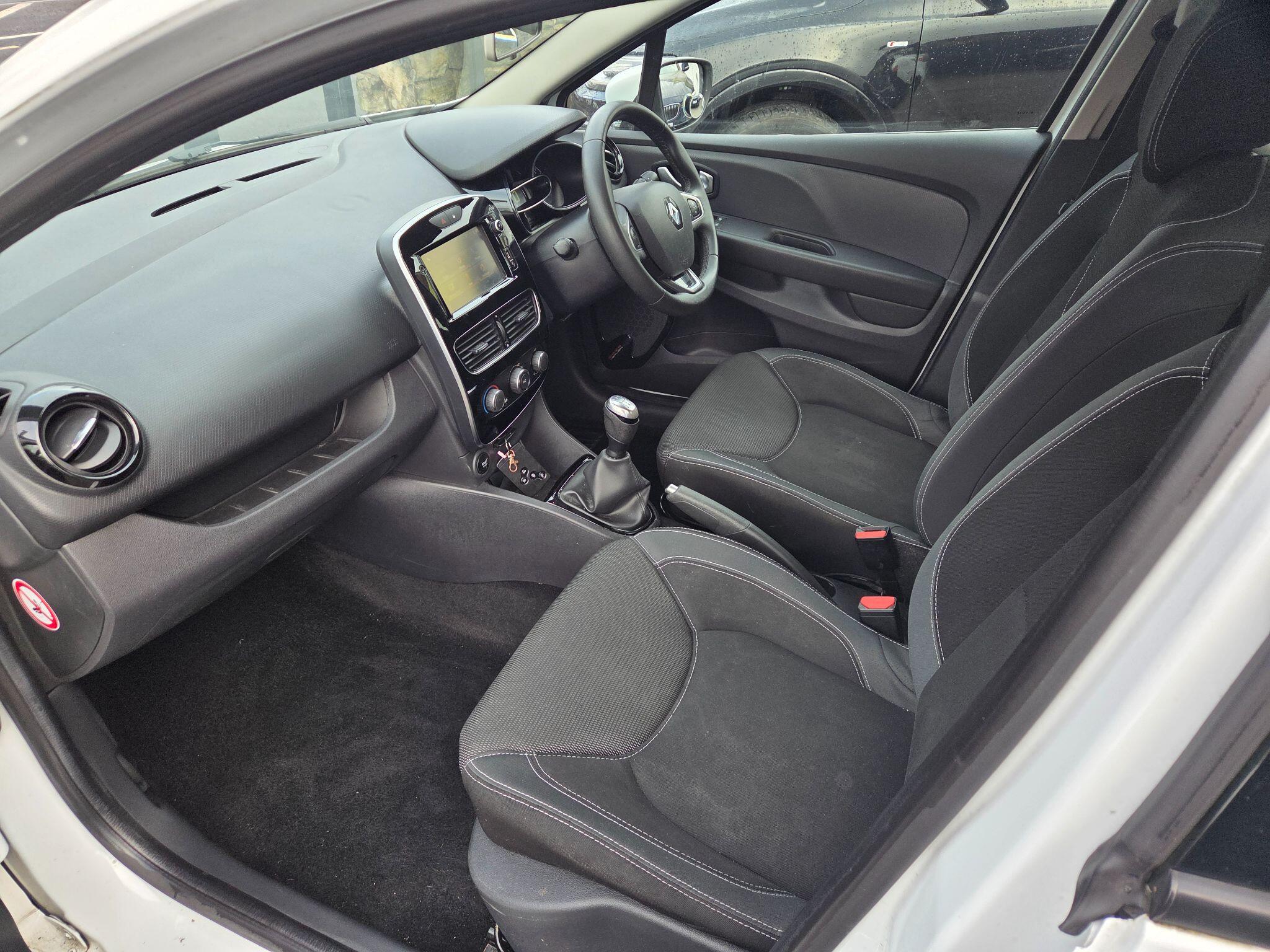 2018 Renault Clio 1.5 dCi Dynamique Nav Euro 6 (s/s) 5dr • 92,198 miles image 9